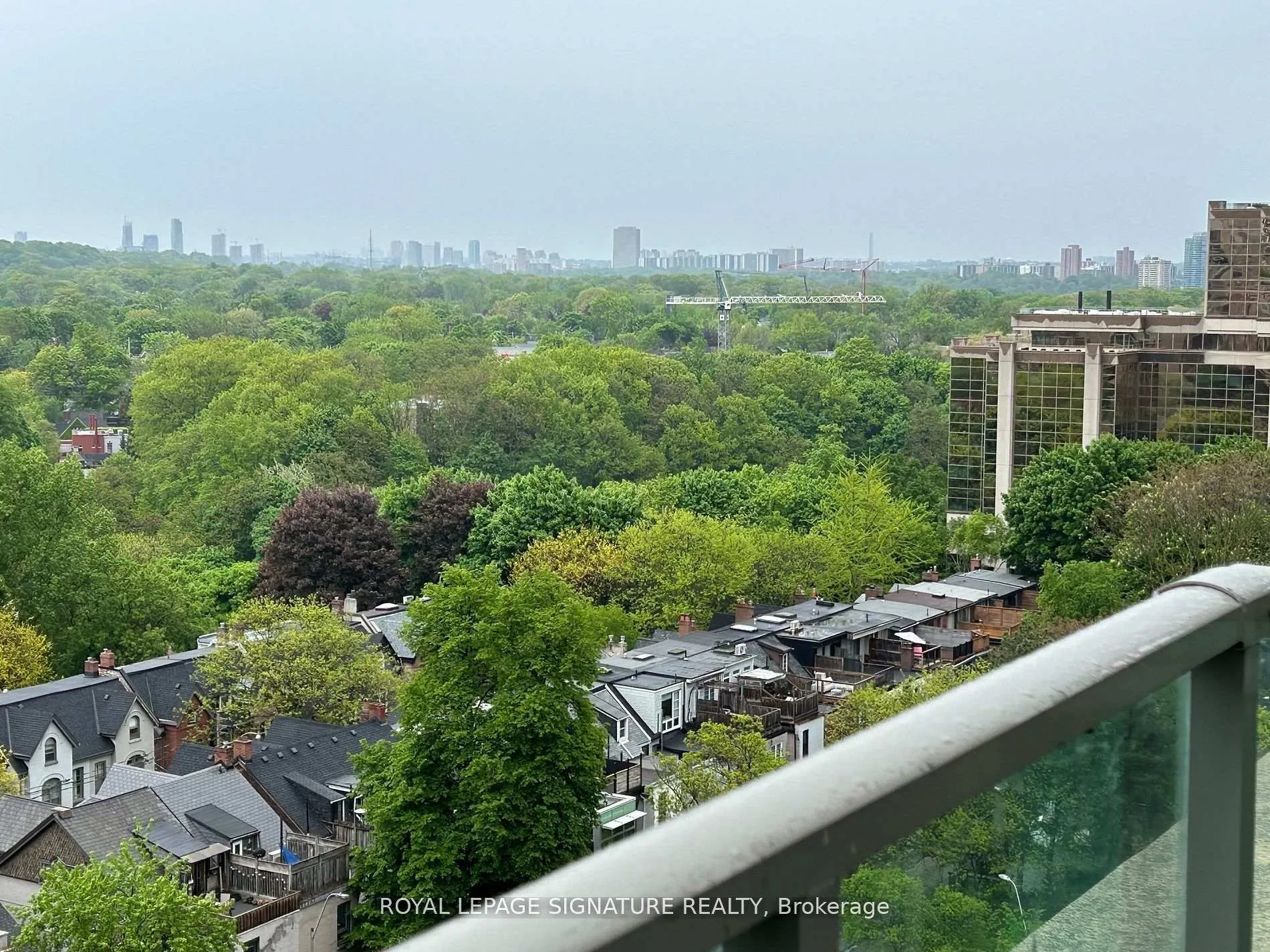Photo 12 of Unit 1502, 8 Park Road, Toronto, Rosedale-Moore Park — HOMEH
