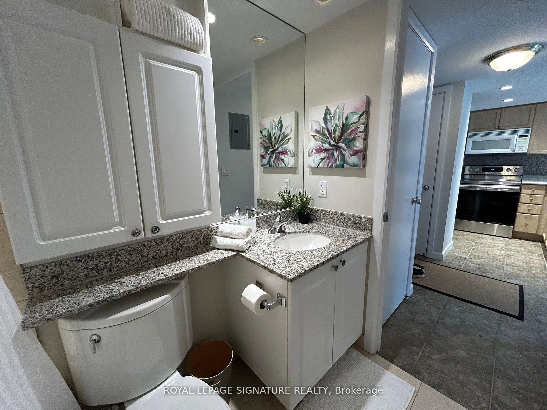 Photo 15 of Unit 1502, 8 Park Road, Toronto, Rosedale-Moore Park — HOMEH