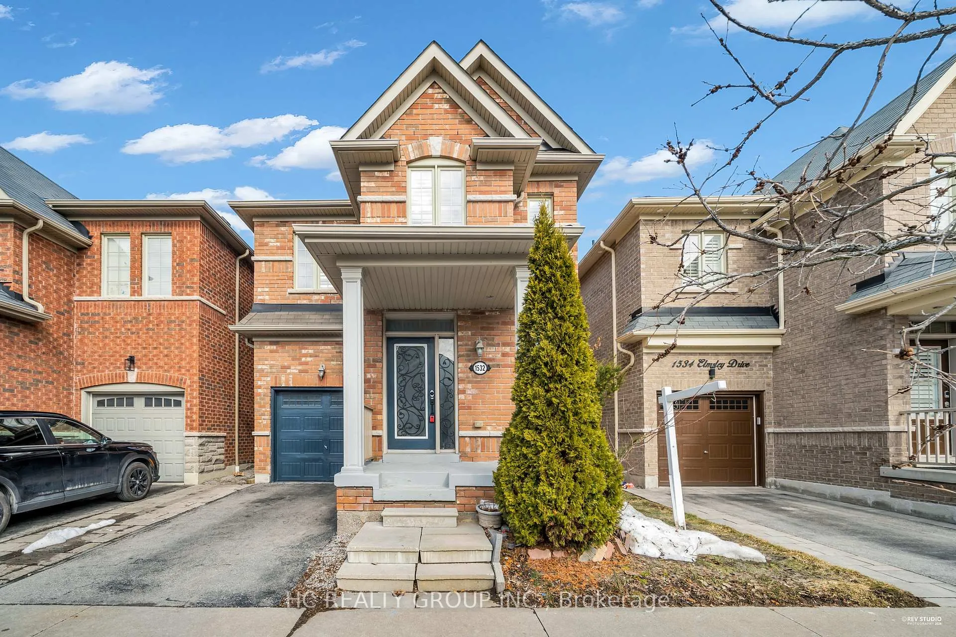 Photo 2 of 1532 Elmsley Drive, Pickering, Duffin Heights — HOMEH