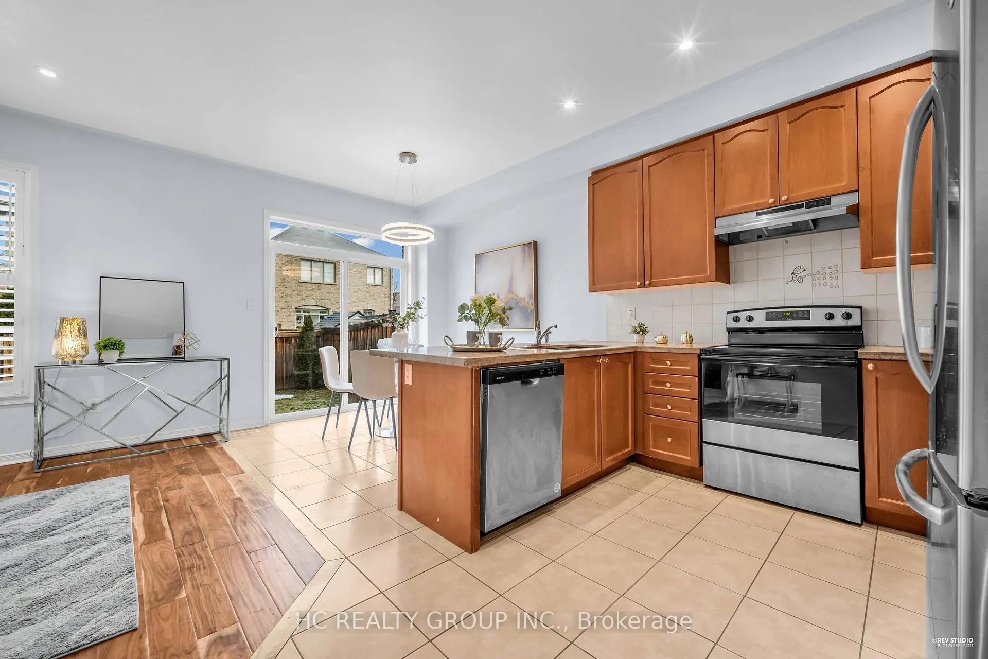 Photo 11 of 1532 Elmsley Drive, Pickering, Duffin Heights — HOMEH
