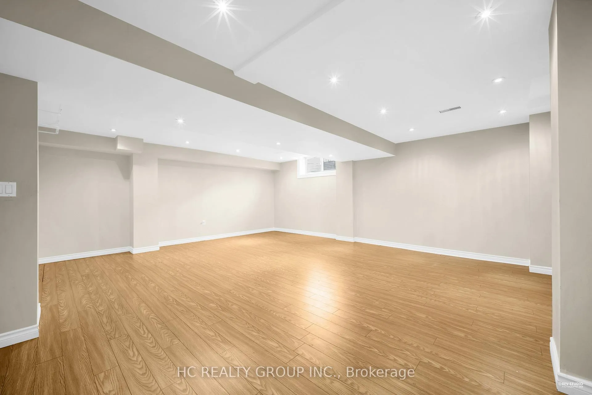 Photo 32 of 1532 Elmsley Drive, Pickering, Duffin Heights — HOMEH
