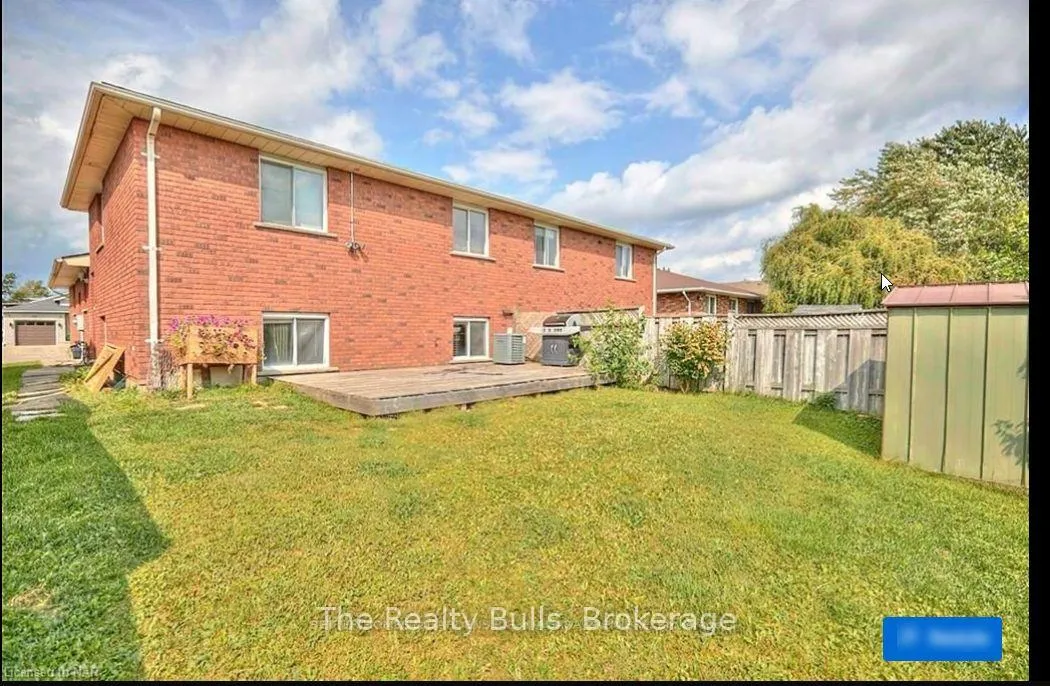 Photo 14 of 41 Poplar Crescent, Welland, N. Welland — HOMEH