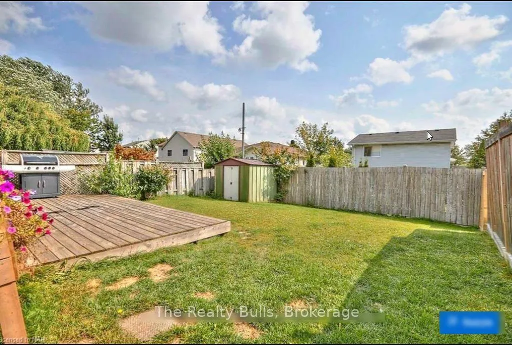 Photo 15 of 41 Poplar Crescent, Welland, N. Welland — HOMEH
