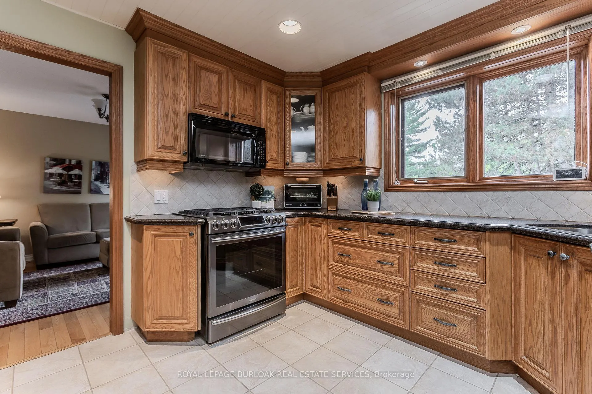 Photo 15 of 2431 Britannia Road, Burlington, Rural Burlington — HOMEH