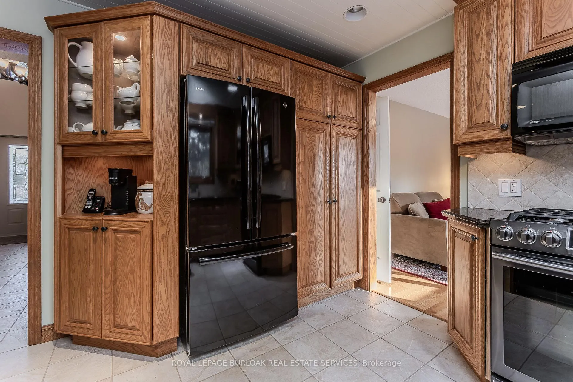 Photo 16 of 2431 Britannia Road, Burlington, Rural Burlington — HOMEH