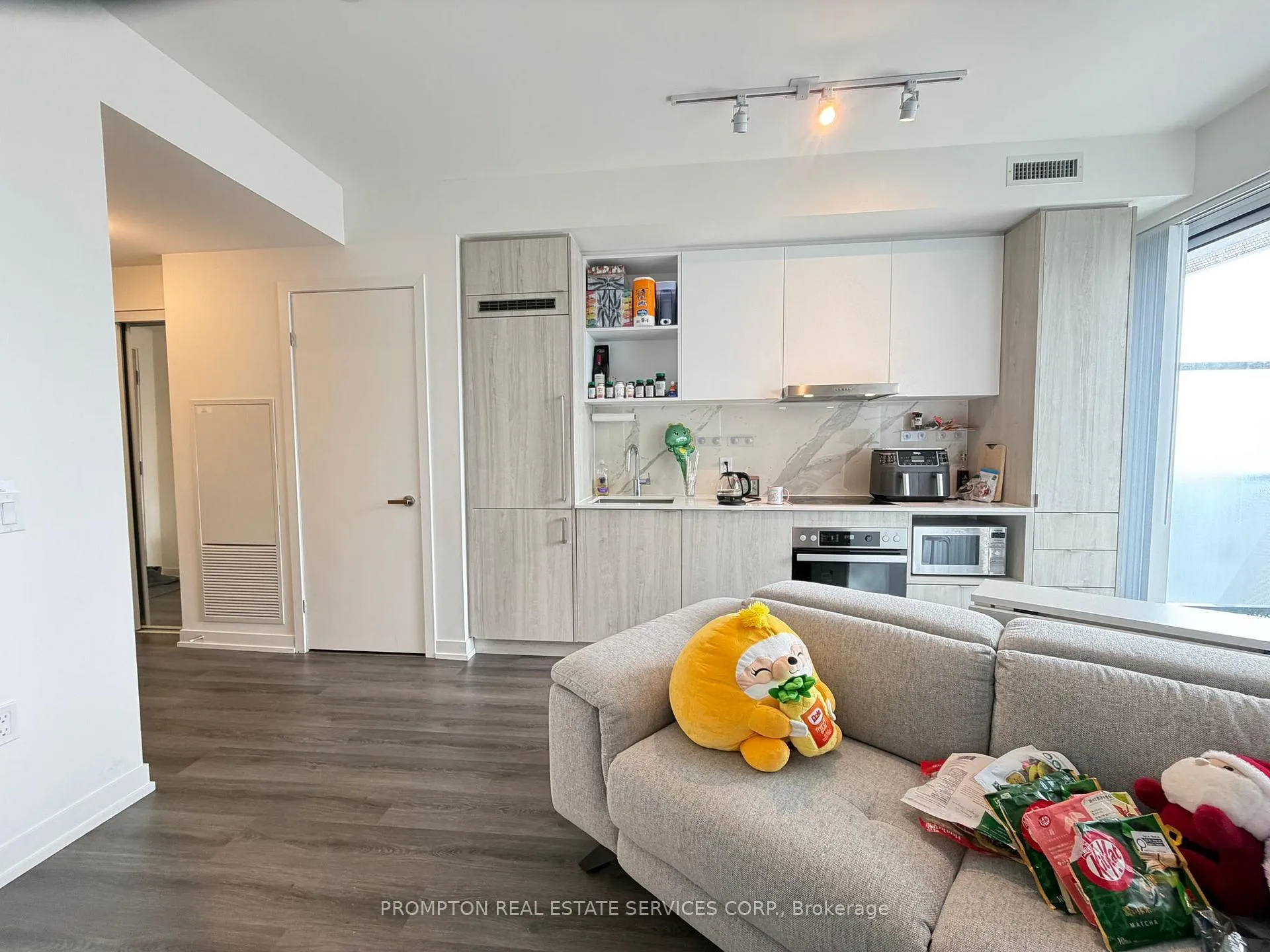 Photo 8 of Unit 5711, 138 Downes Street, Toronto, Waterfront Communities — HOMEH