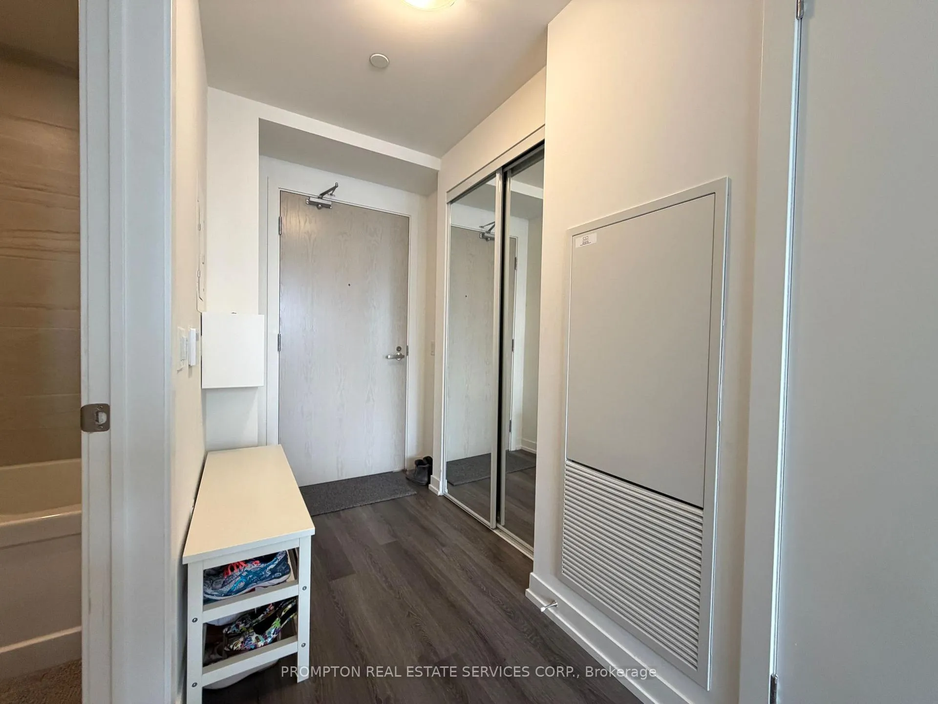 Photo 14 of Unit 5711, 138 Downes Street, Toronto, Waterfront Communities — HOMEH