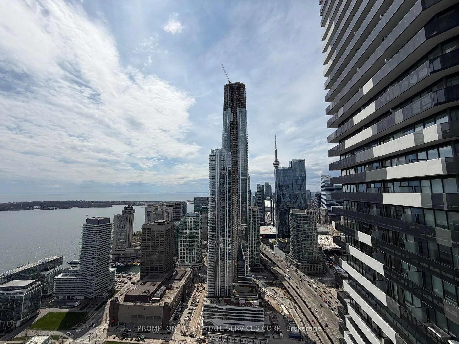 Photo 17 of Unit 5711, 138 Downes Street, Toronto, Waterfront Communities — HOMEH