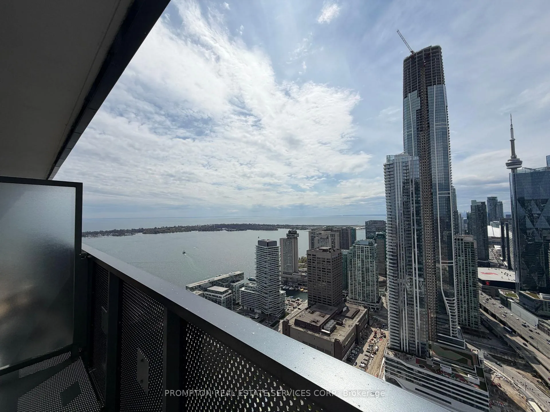 Photo 20 of Unit 5711, 138 Downes Street, Toronto, Waterfront Communities — HOMEH