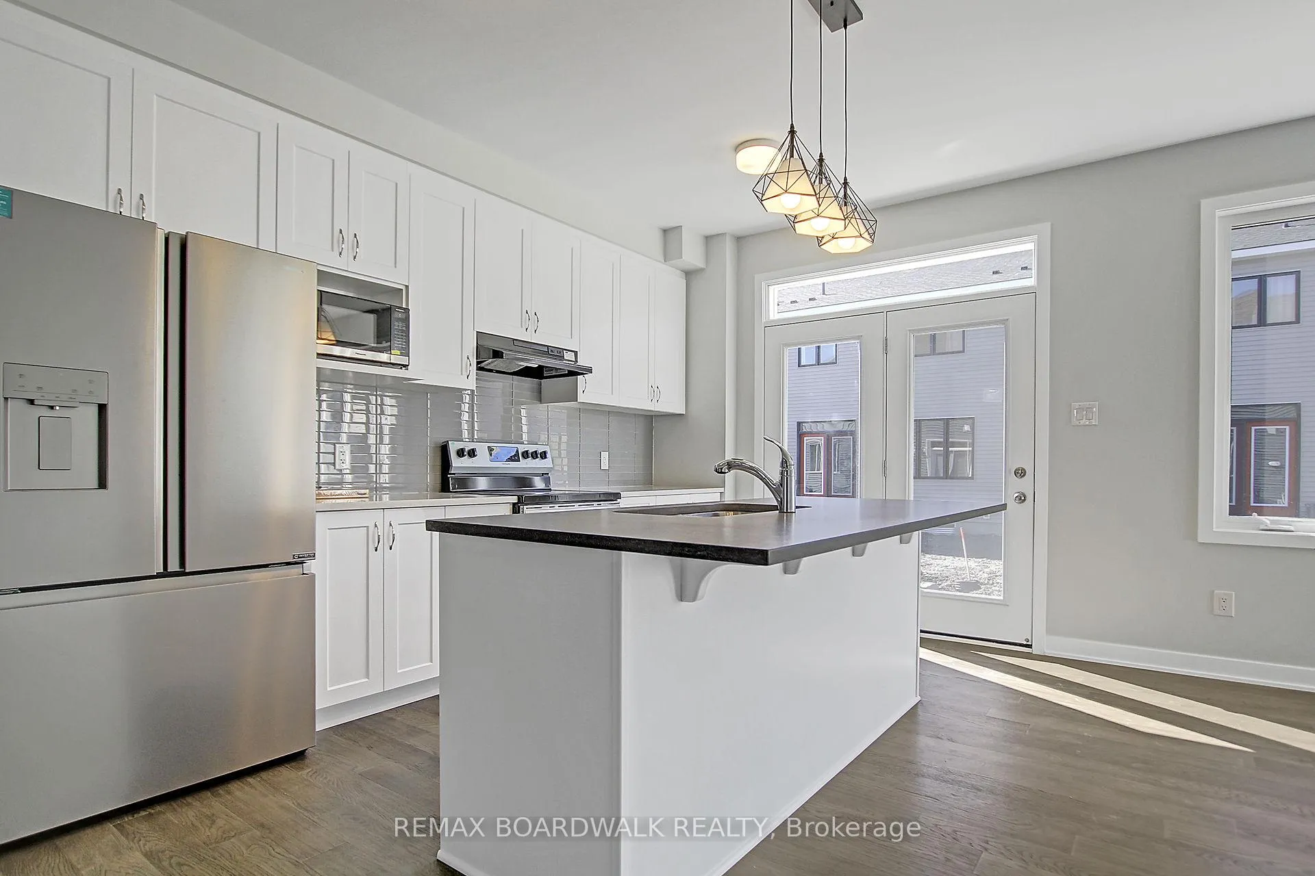 Photo 12 of 1064 Curraglass Walk, Ottawa, Stittsville (North) — HOMEH
