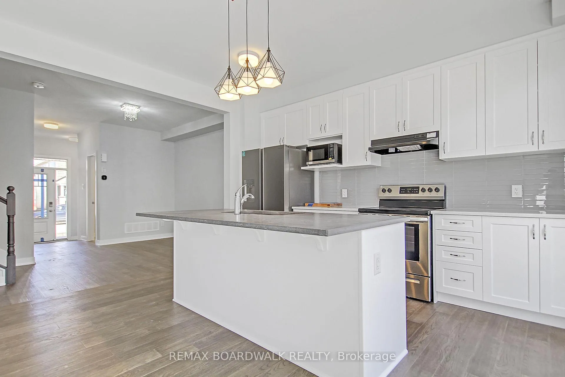 Photo 14 of 1064 Curraglass Walk, Ottawa, Stittsville (North) — HOMEH