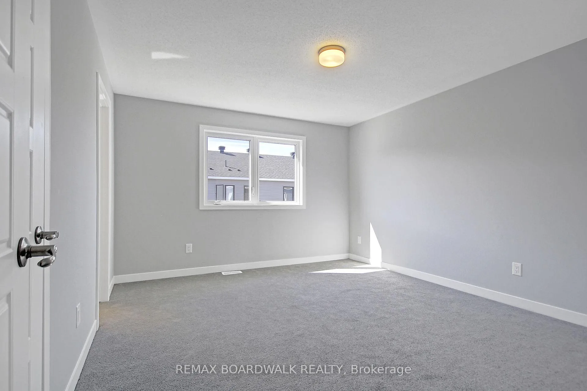Photo 22 of 1064 Curraglass Walk, Ottawa, Stittsville (North) — HOMEH