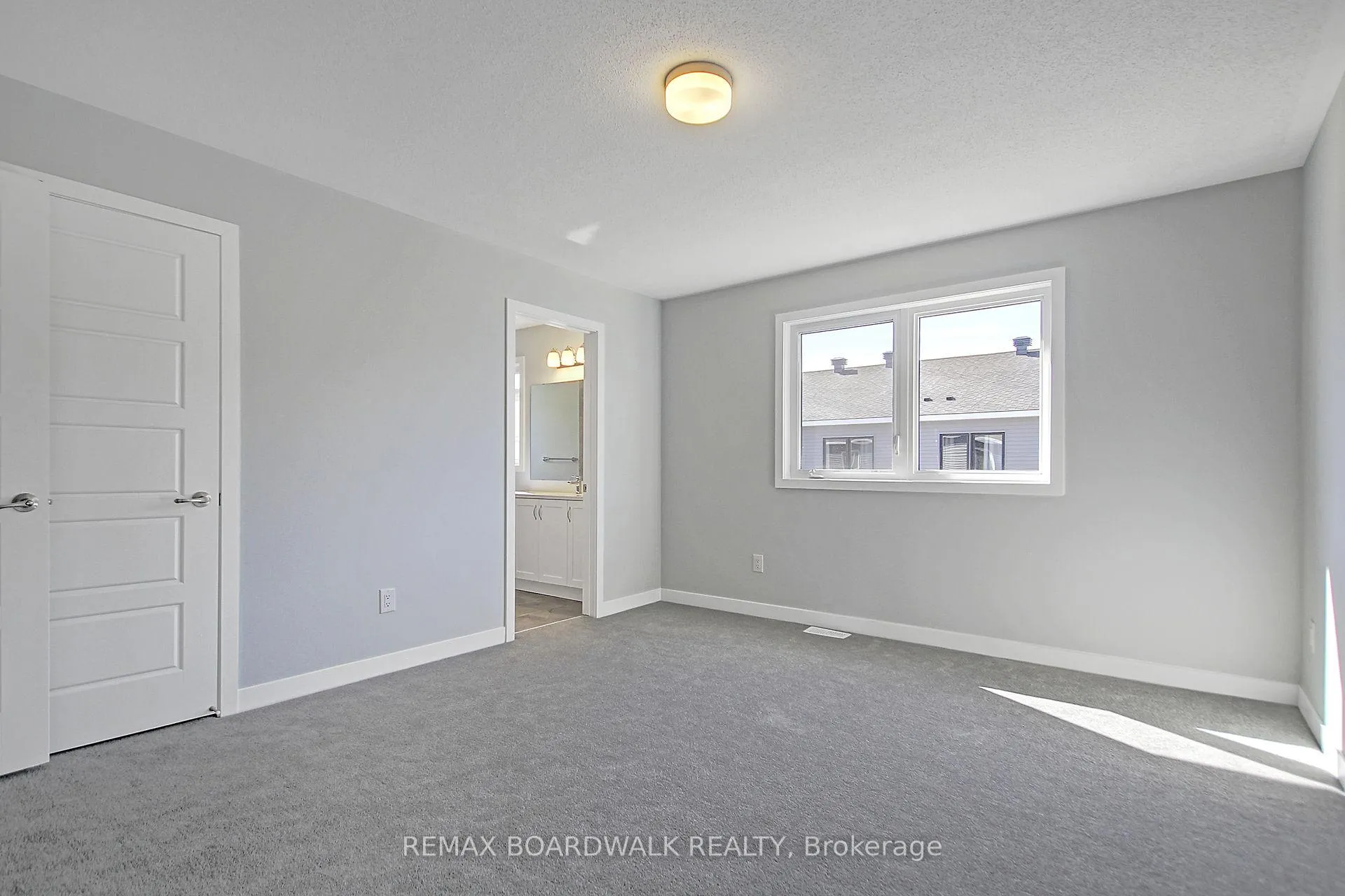 Photo 23 of 1064 Curraglass Walk, Ottawa, Stittsville (North) — HOMEH