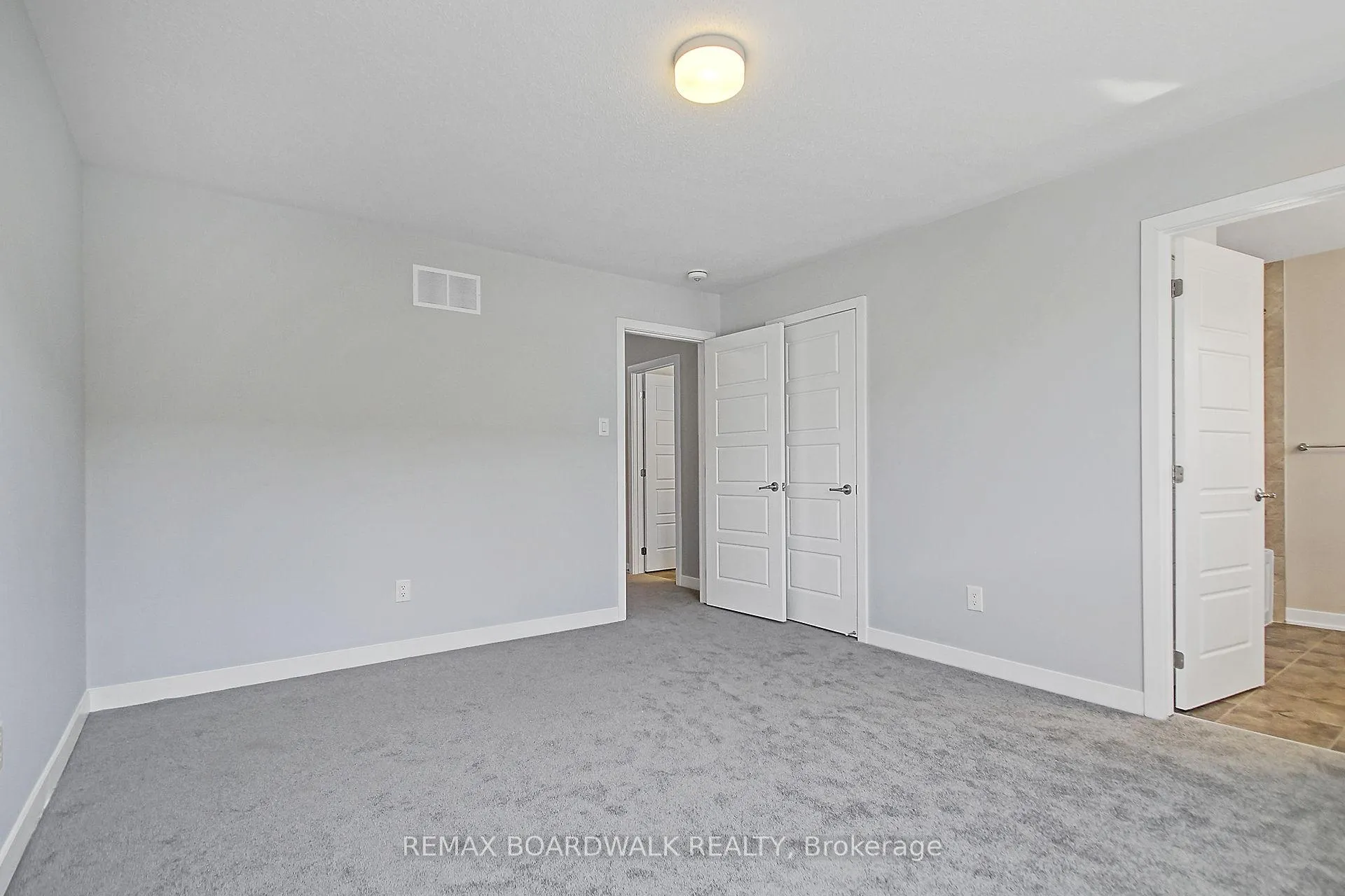 Photo 24 of 1064 Curraglass Walk, Ottawa, Stittsville (North) — HOMEH