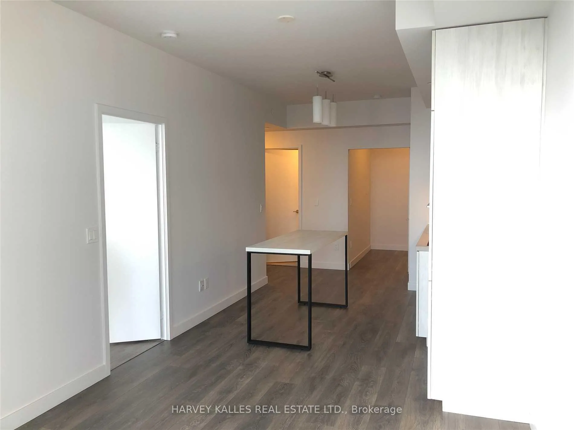 Photo 9 of Unit 5601, 8 Eglinton Avenue E, Toronto, Yonge-Eglinton — HOMEH