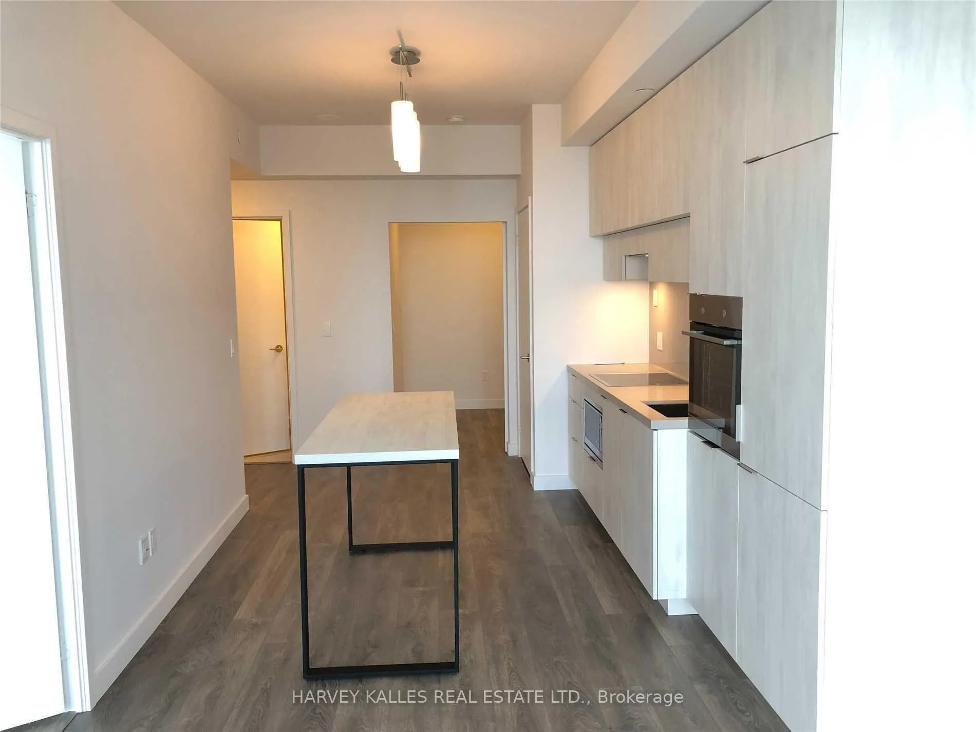Photo 10 of Unit 5601, 8 Eglinton Avenue E, Toronto, Yonge-Eglinton — HOMEH