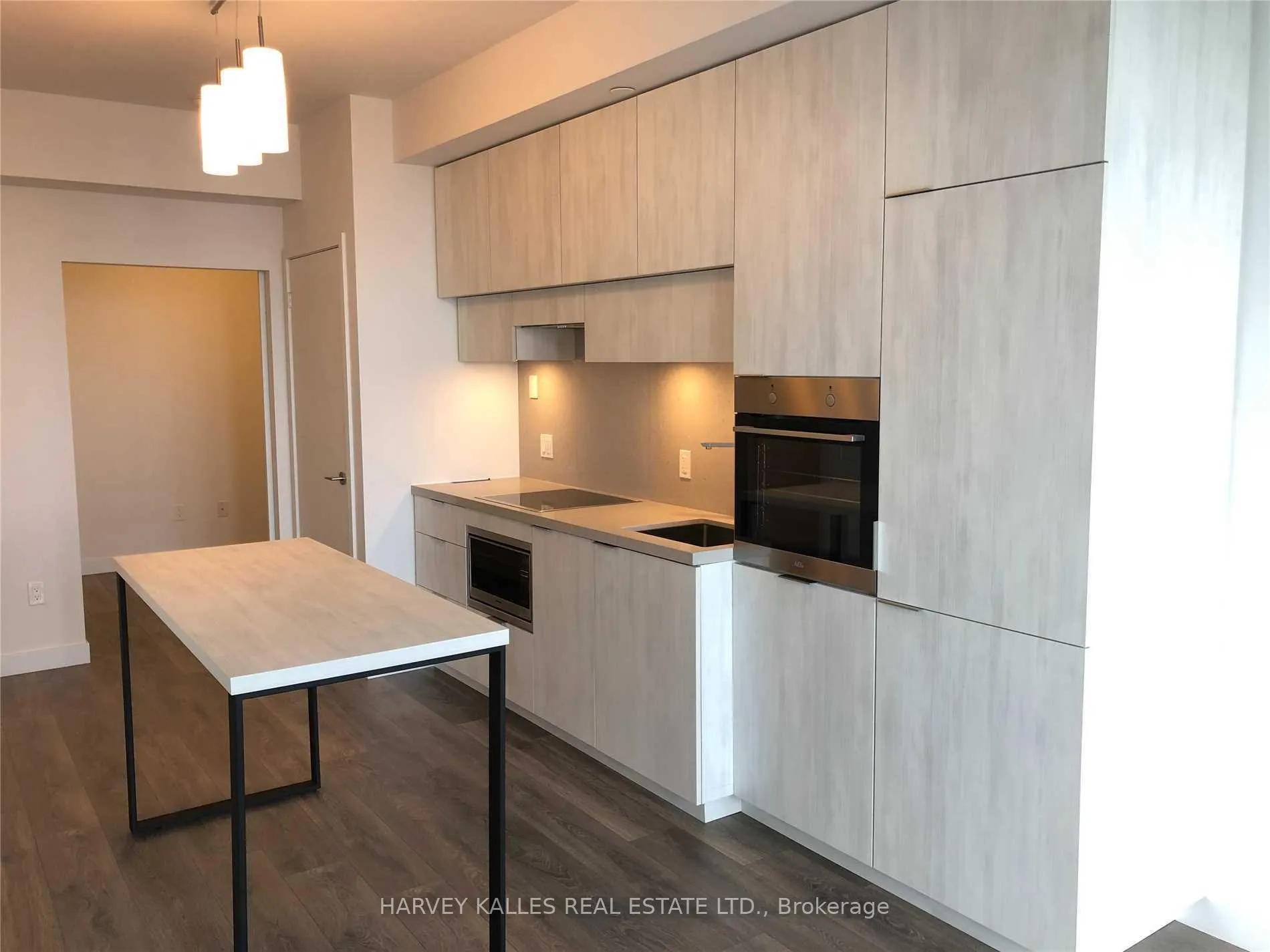 Photo 11 of Unit 5601, 8 Eglinton Avenue E, Toronto, Yonge-Eglinton — HOMEH