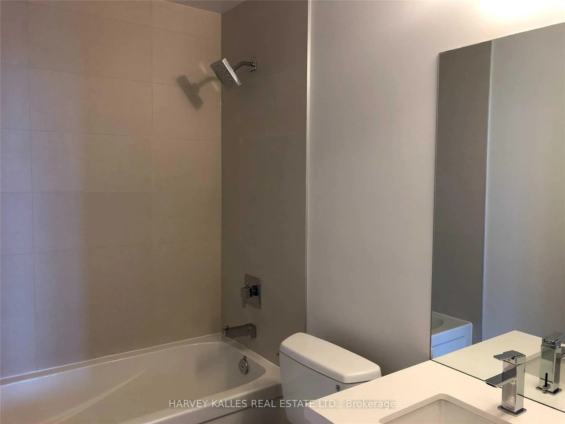 Photo 16 of Unit 5601, 8 Eglinton Avenue E, Toronto, Yonge-Eglinton — HOMEH