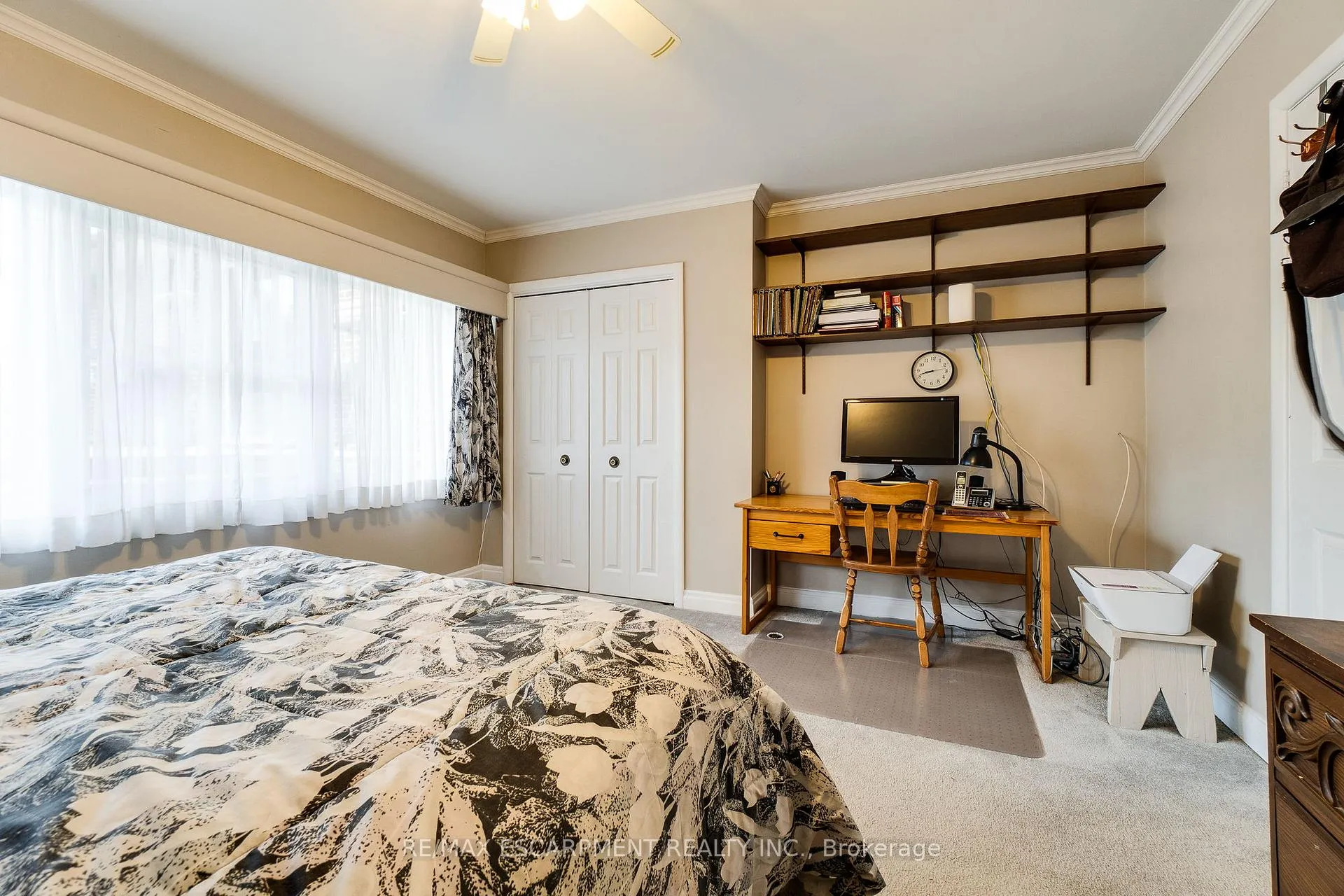Photo 29 of 11 Sandra Court, Hamilton, Huntington — HOMEH