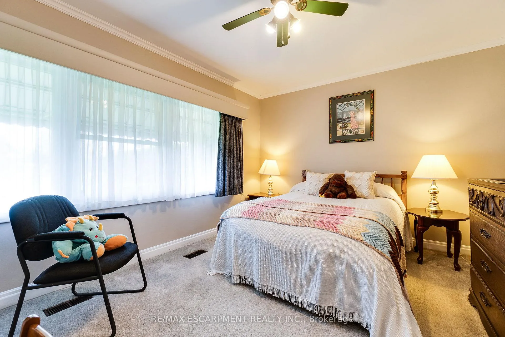 Photo 32 of 11 Sandra Court, Hamilton, Huntington — HOMEH