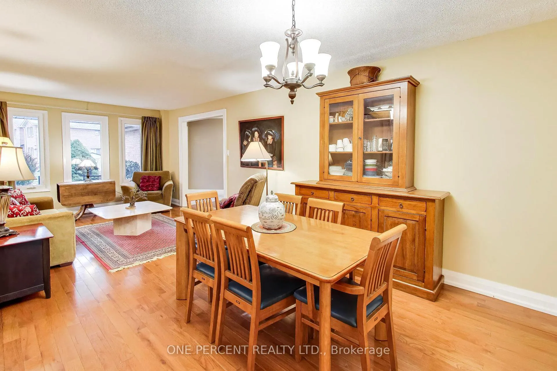 Photo 7 of 96 Brookmill Drive, Vaughan, Brownridge — HOMEH