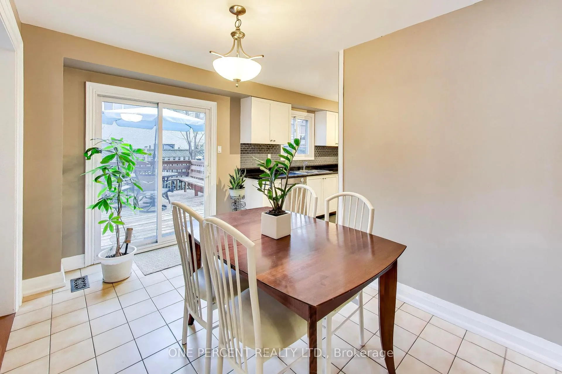 Photo 12 of 96 Brookmill Drive, Vaughan, Brownridge — HOMEH