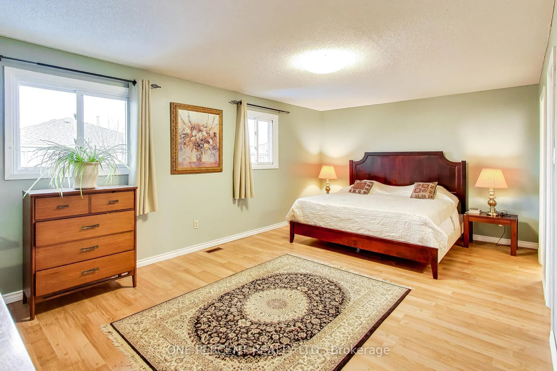Photo 20 of 96 Brookmill Drive, Vaughan, Brownridge — HOMEH