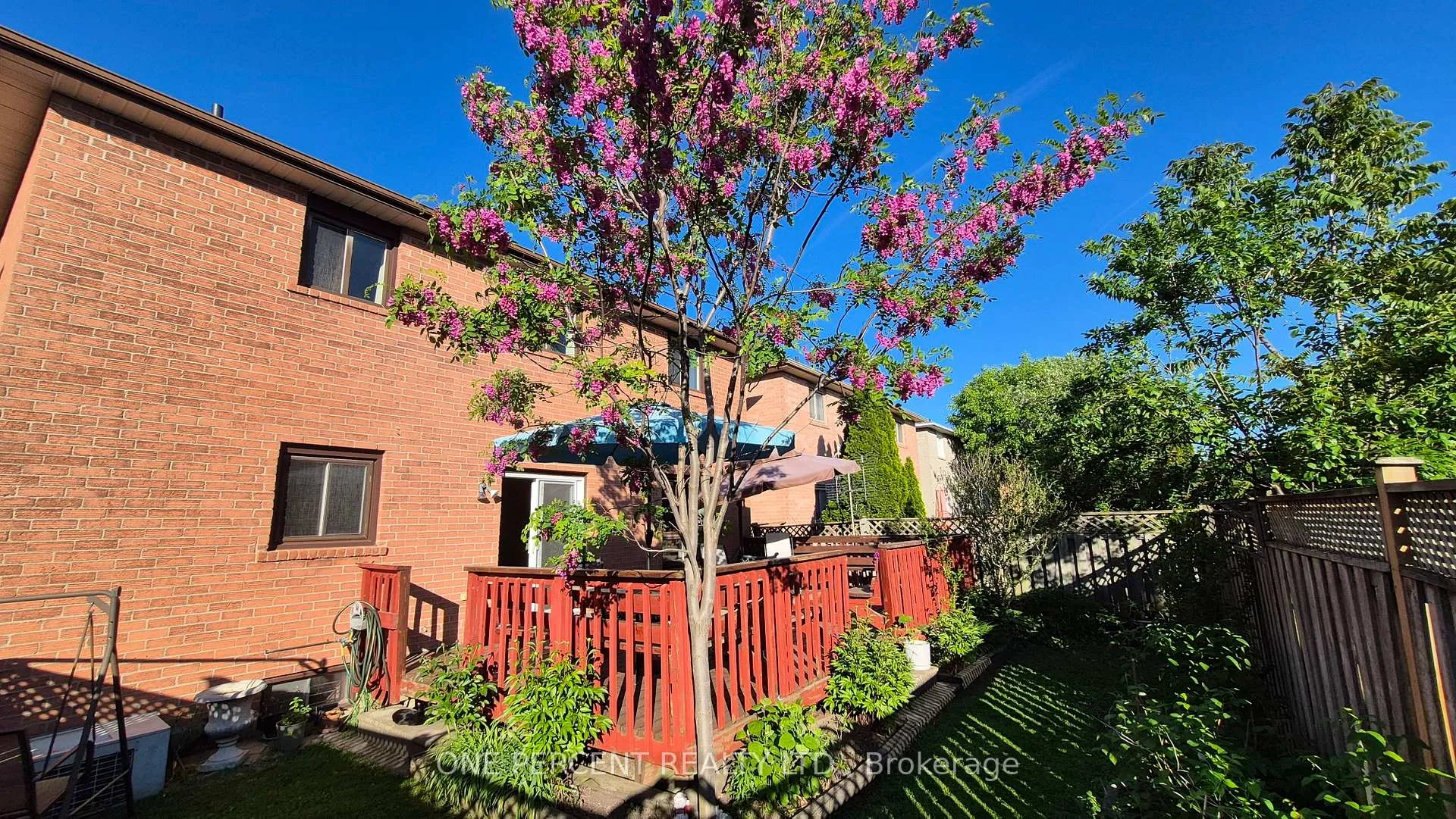 Photo 44 of 96 Brookmill Drive, Vaughan, Brownridge — HOMEH
