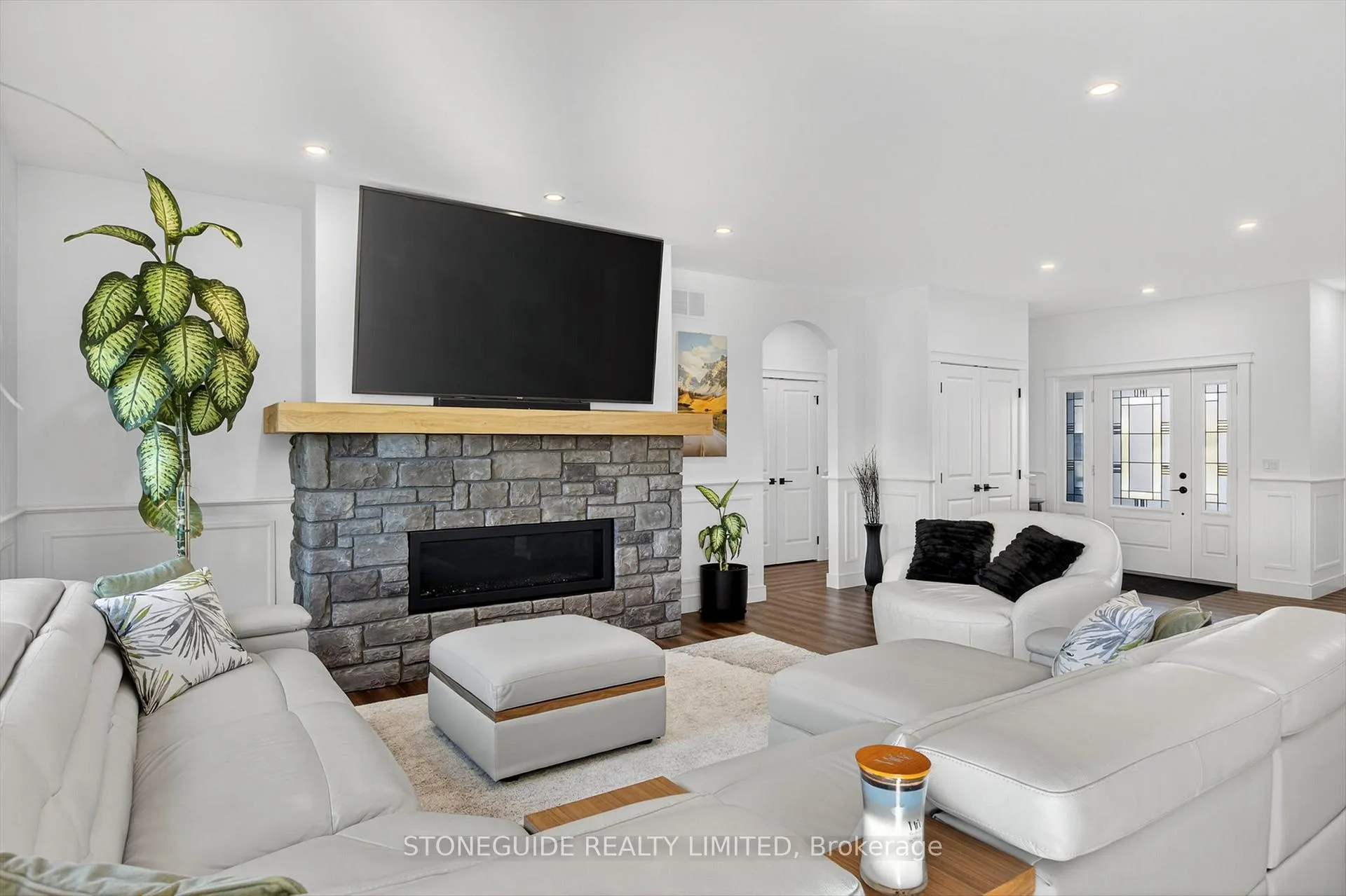 Photo 8 of 105 Arnott Drive, Selwyn — HOMEH