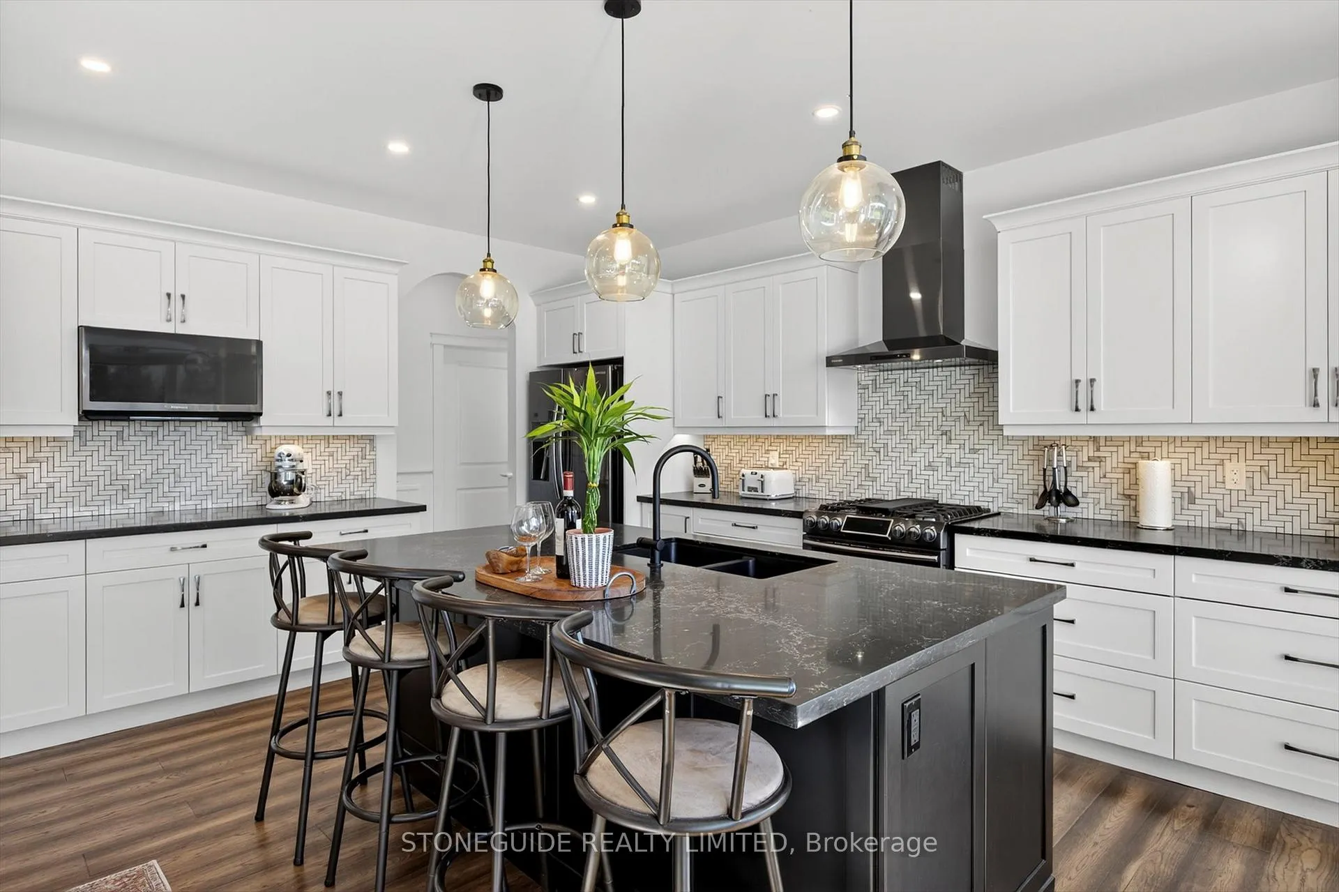 Photo 12 of 105 Arnott Drive, Selwyn — HOMEH