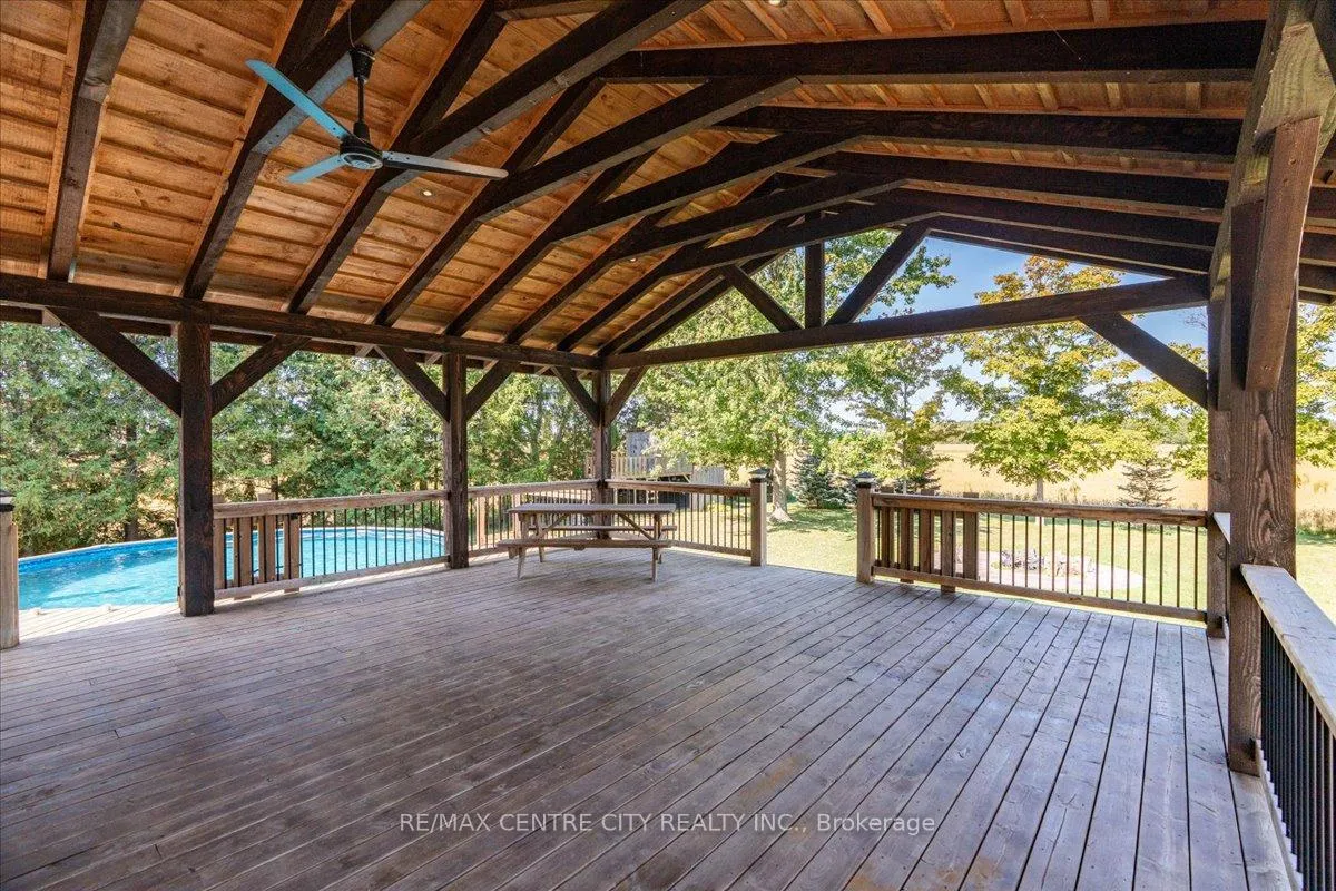 Photo 17 of 9516 Argyle Street E, North Middlesex, Ailsa Craig — HOMEH