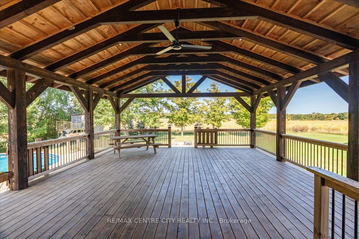 Photo 20 of 9516 Argyle Street E, North Middlesex, Ailsa Craig — HOMEH