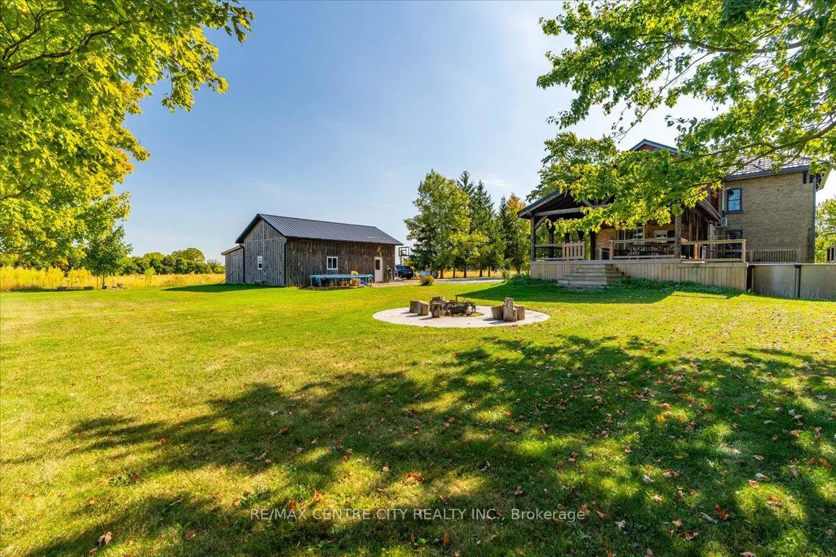 Photo 29 of 9516 Argyle Street E, North Middlesex, Ailsa Craig — HOMEH