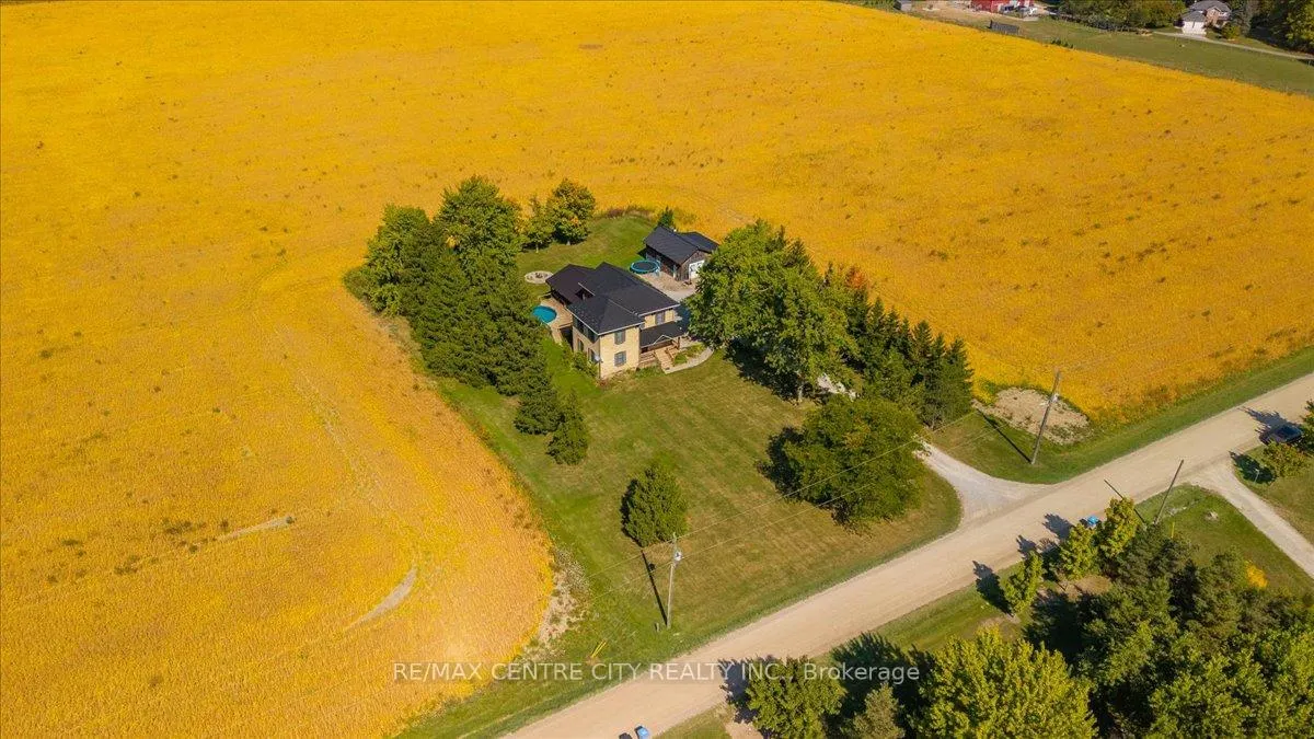 Photo 42 of 9516 Argyle Street E, North Middlesex, Ailsa Craig — HOMEH