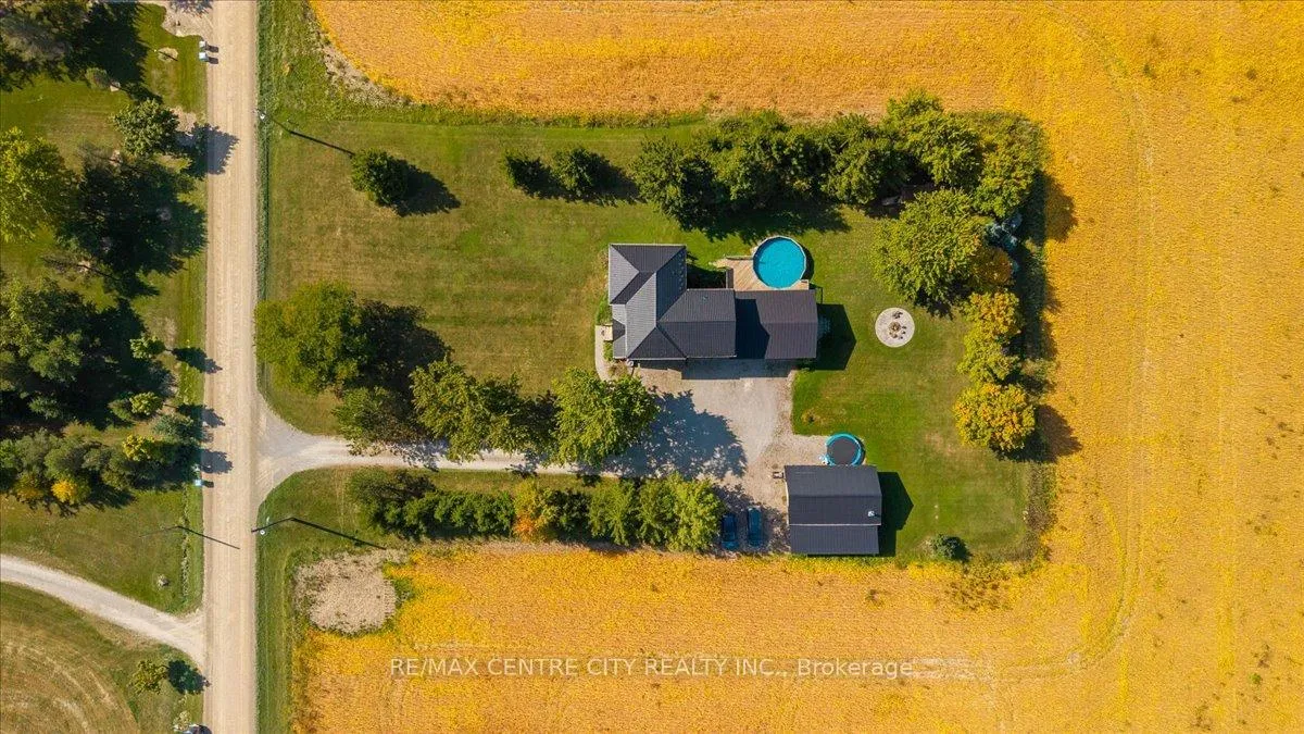 Photo 43 of 9516 Argyle Street E, North Middlesex, Ailsa Craig — HOMEH