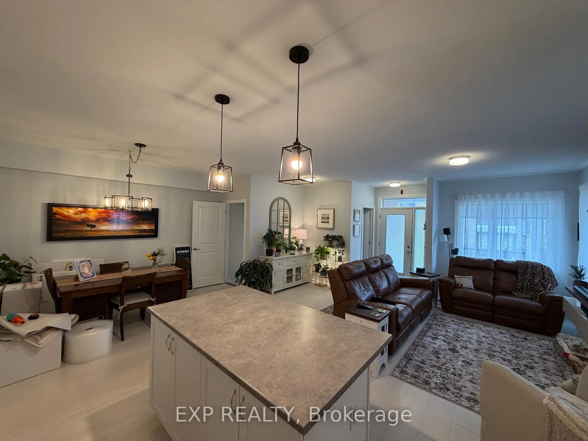 Photo 6 of 214 Pilot Private, Ottawa, Kanata - Emerald Meadows/Trailwest — HOMEH