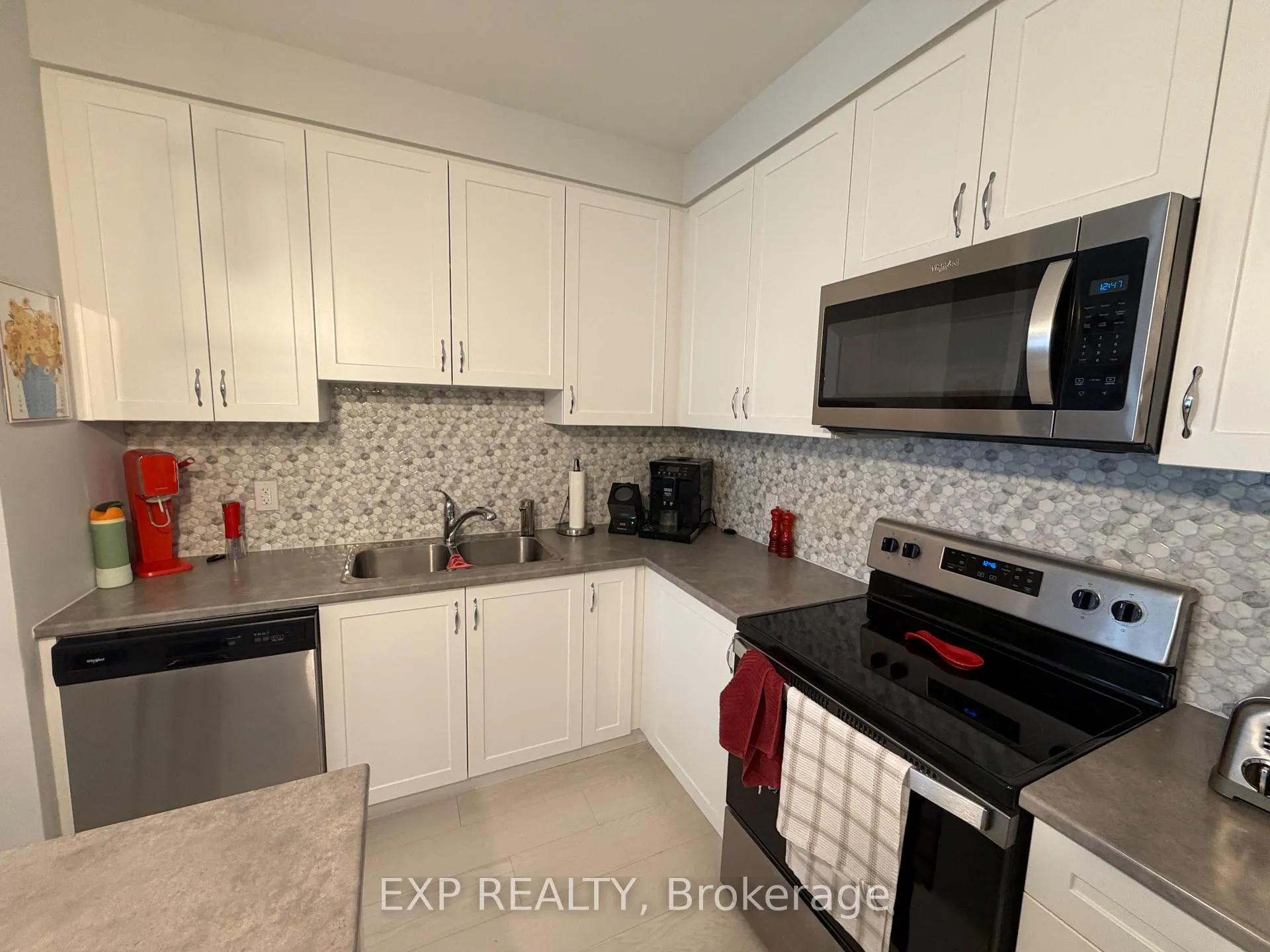 Photo 8 of 214 Pilot Private, Ottawa, Kanata - Emerald Meadows/Trailwest — HOMEH