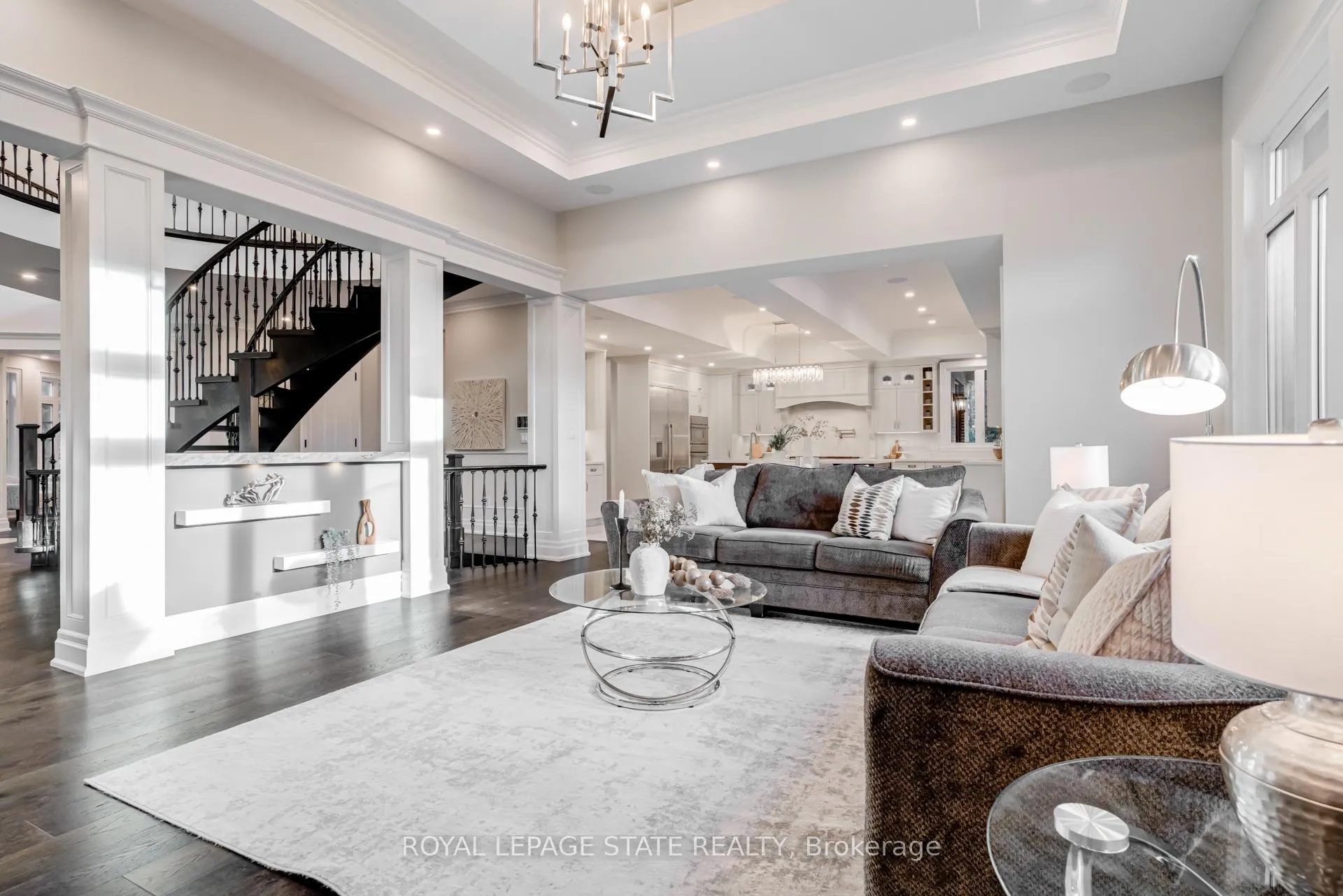 Photo 9 of 126 McGregor Crescent, Hamilton, Ancaster — HOMEH