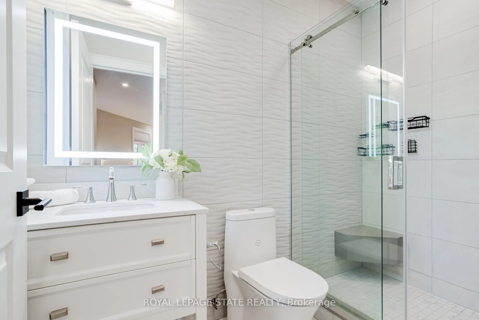 Photo 31 of 126 McGregor Crescent, Hamilton, Ancaster — HOMEH