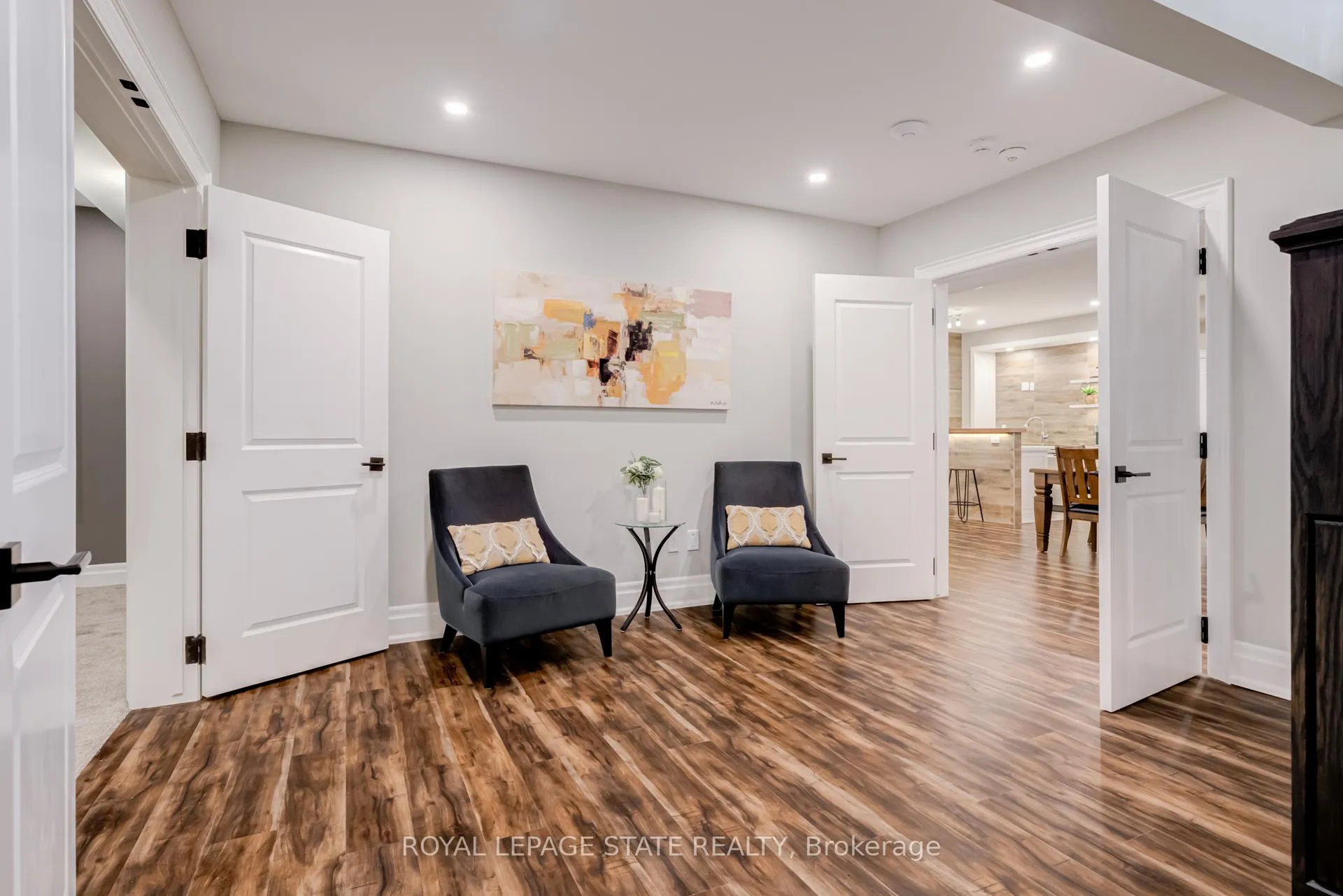 Photo 36 of 126 McGregor Crescent, Hamilton, Ancaster — HOMEH