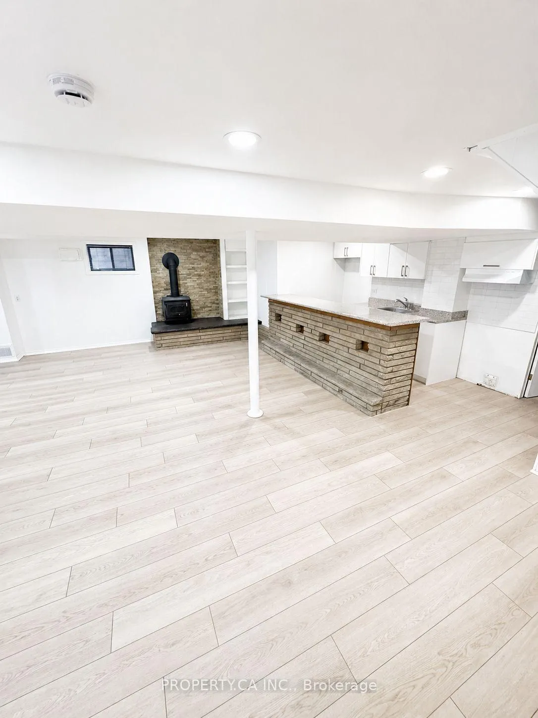 Photo 17 of 34 Wexford Boulevard, Scarborough, Wexford-Maryvale — HOMEH