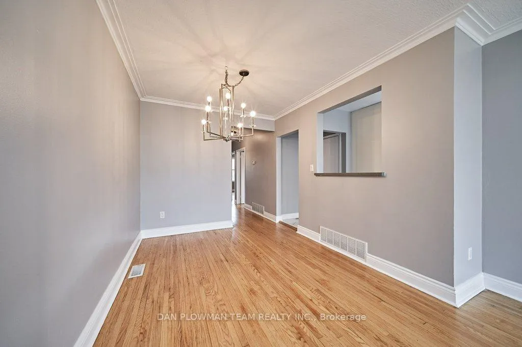 Photo 8 of Unit Upper, 181 Waverly Street S, Oshawa, Vanier — HOMEH