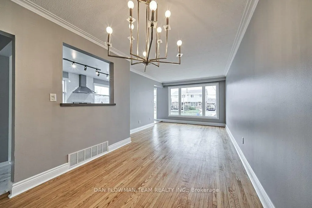 Photo 9 of Unit Upper, 181 Waverly Street S, Oshawa, Vanier — HOMEH