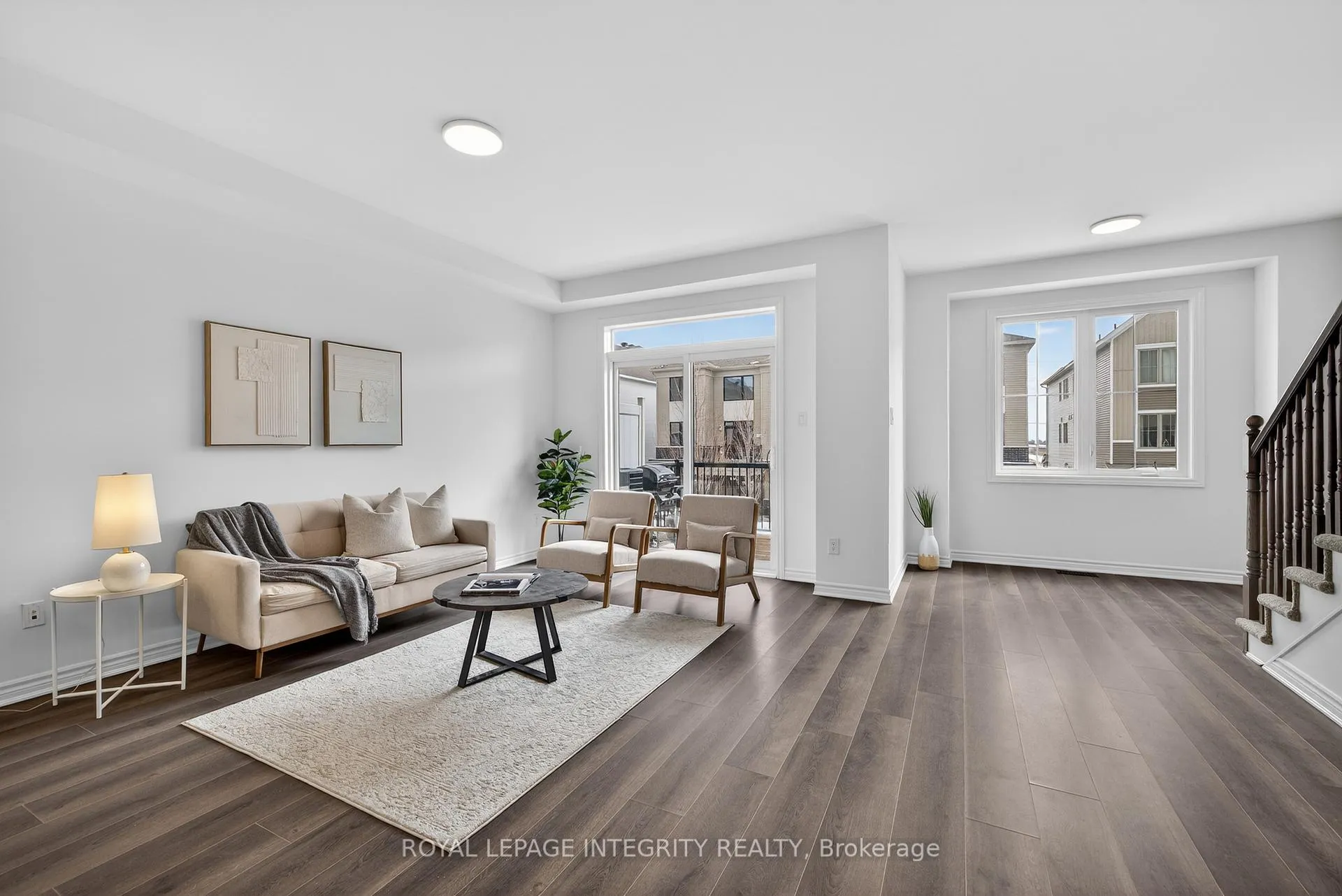 Photo 4 of 21 Caspian Row, Ottawa, Kanata - Emerald Meadows/Trailwest — HOMEH