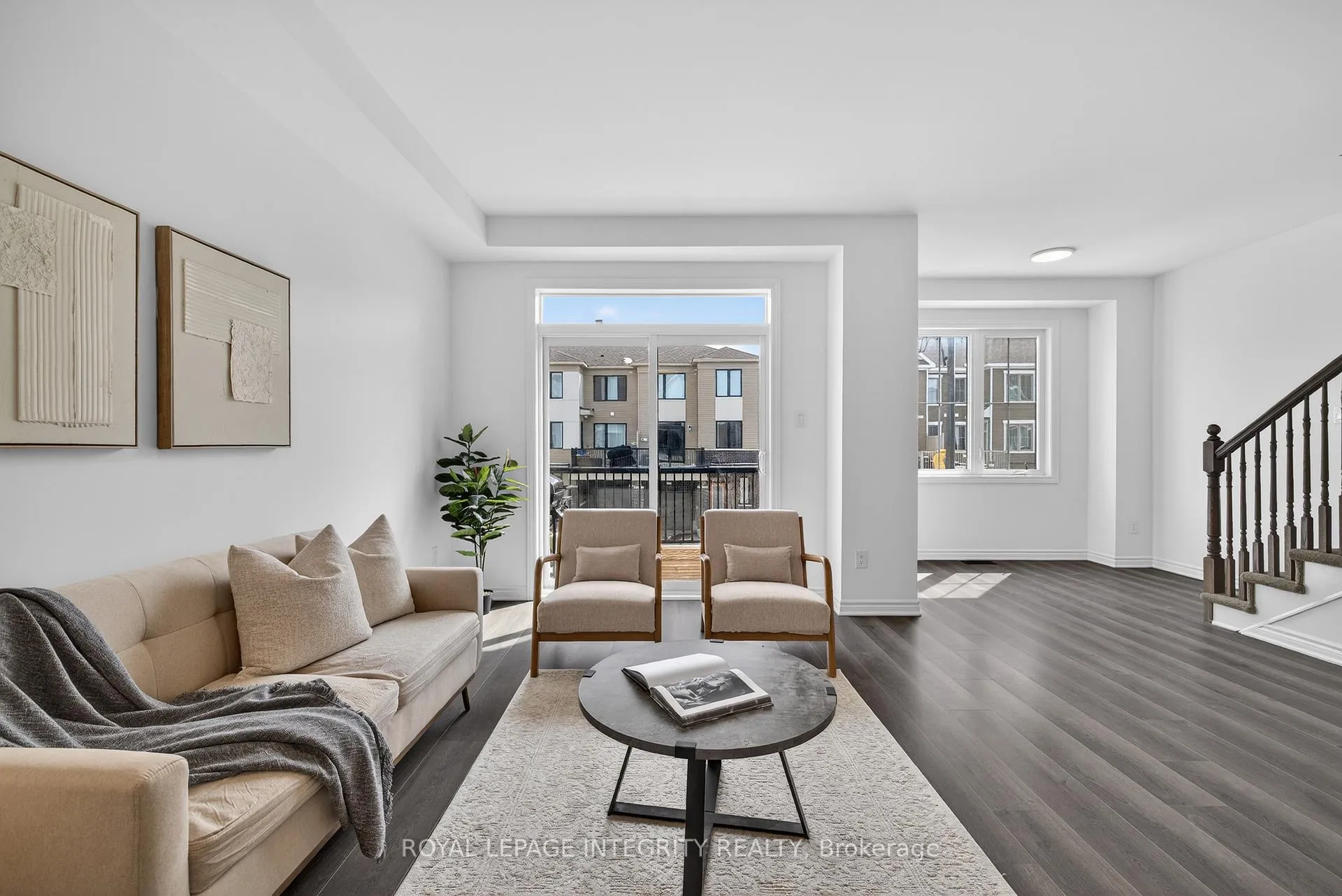 Photo 7 of 21 Caspian Row, Ottawa, Kanata - Emerald Meadows/Trailwest — HOMEH