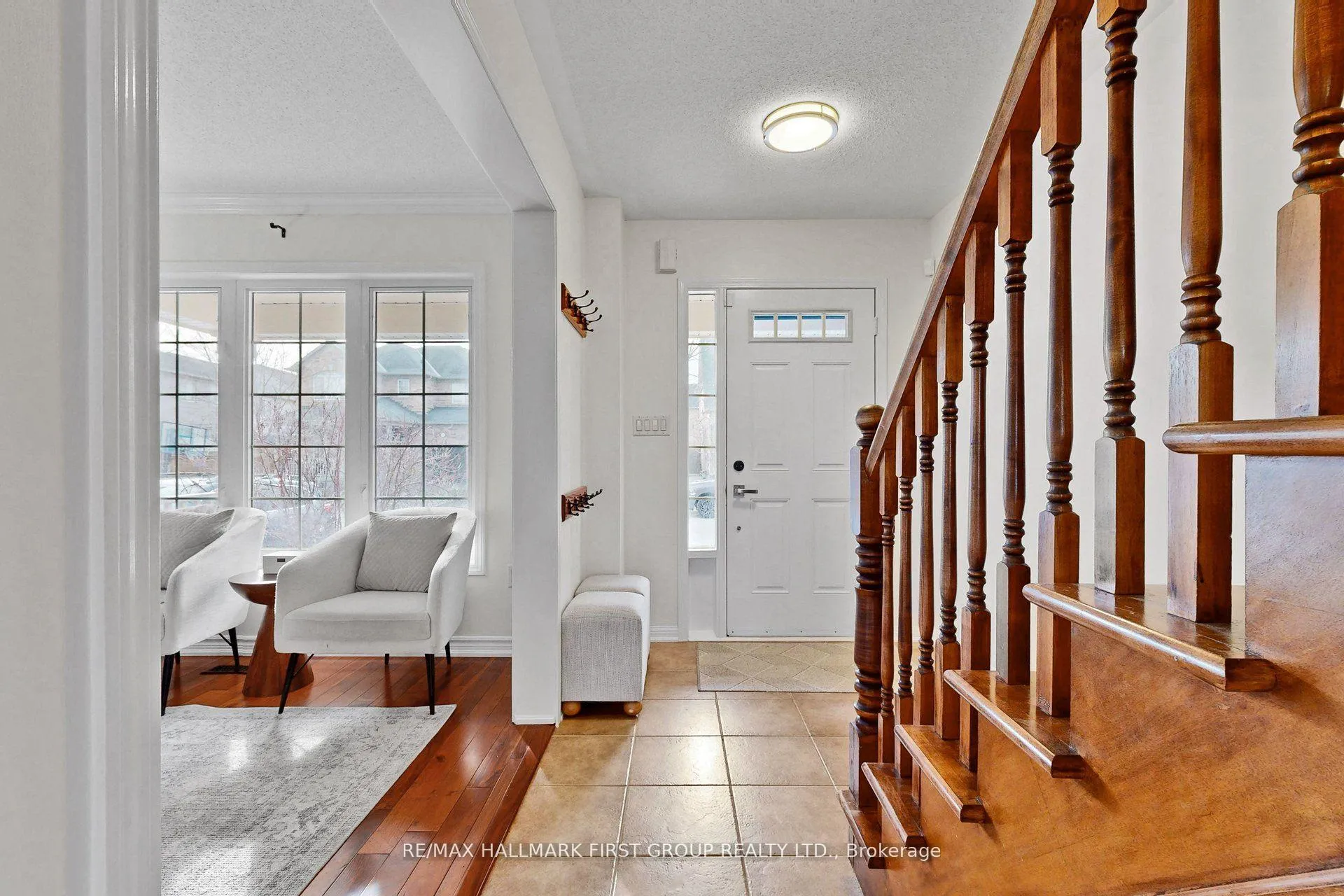 Photo 5 of 929 Bessy Trail, Milton, Coates — HOMEH