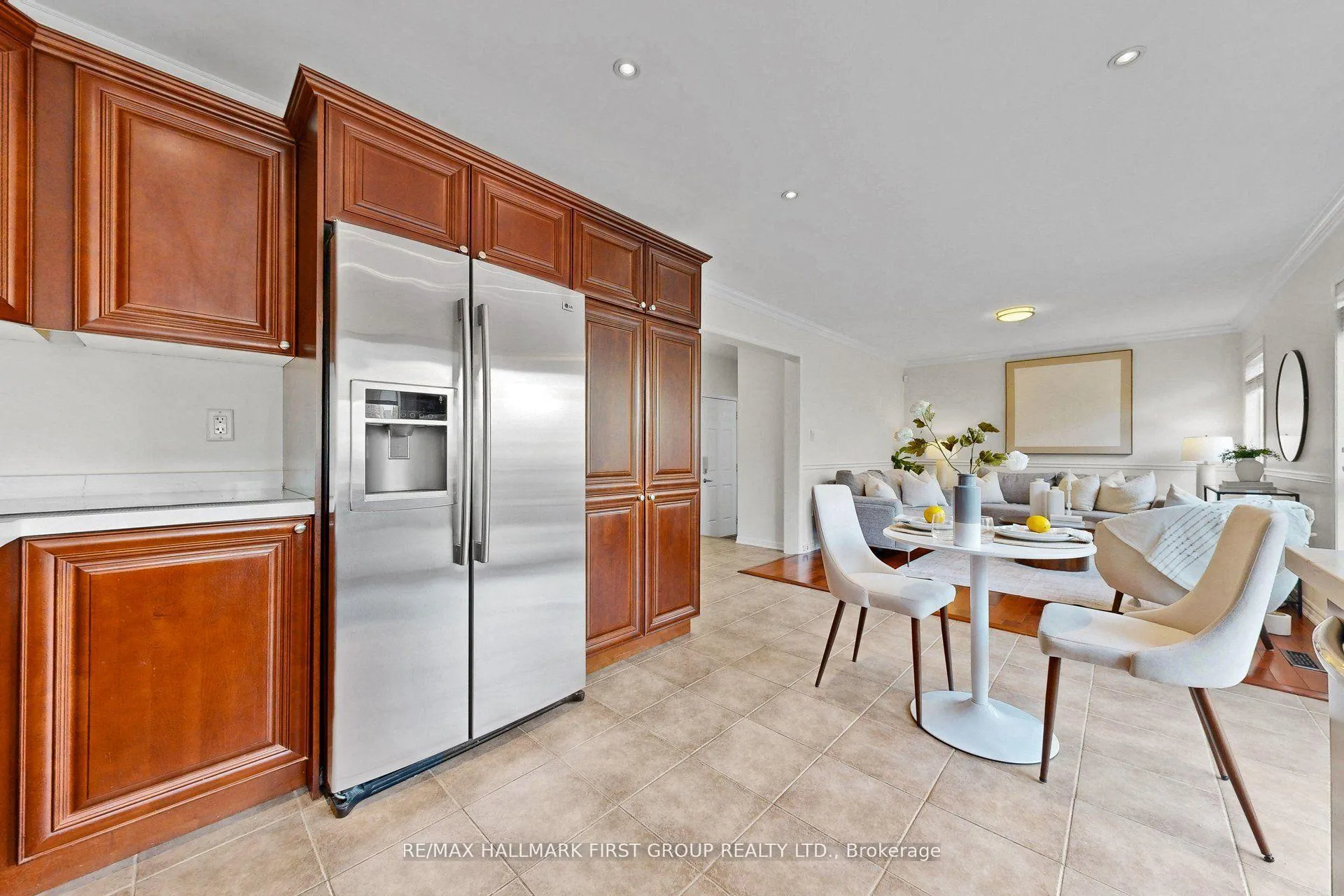 Photo 14 of 929 Bessy Trail, Milton, Coates — HOMEH
