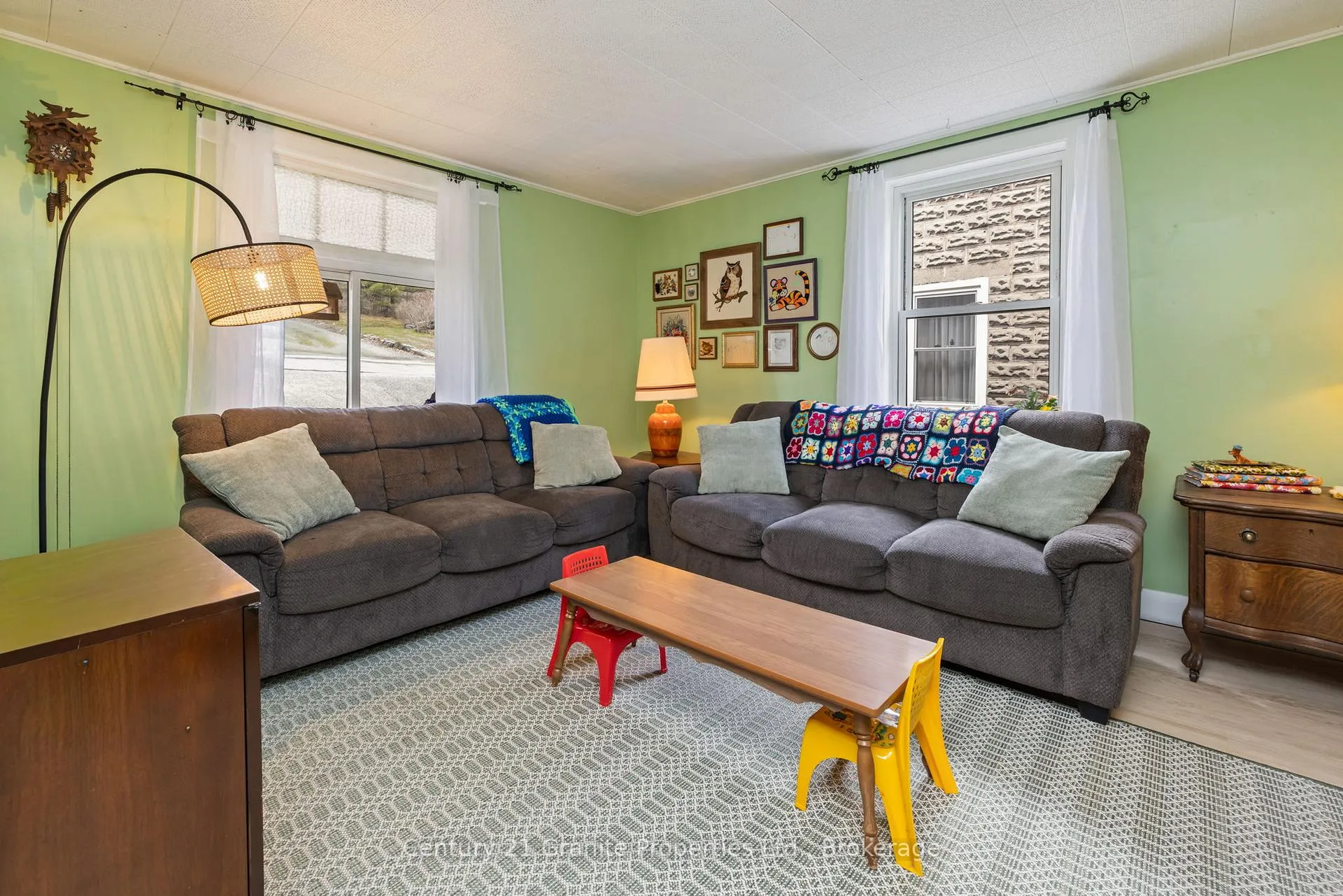 Photo 10 of 29 William Street, Parry Sound — HOMEH