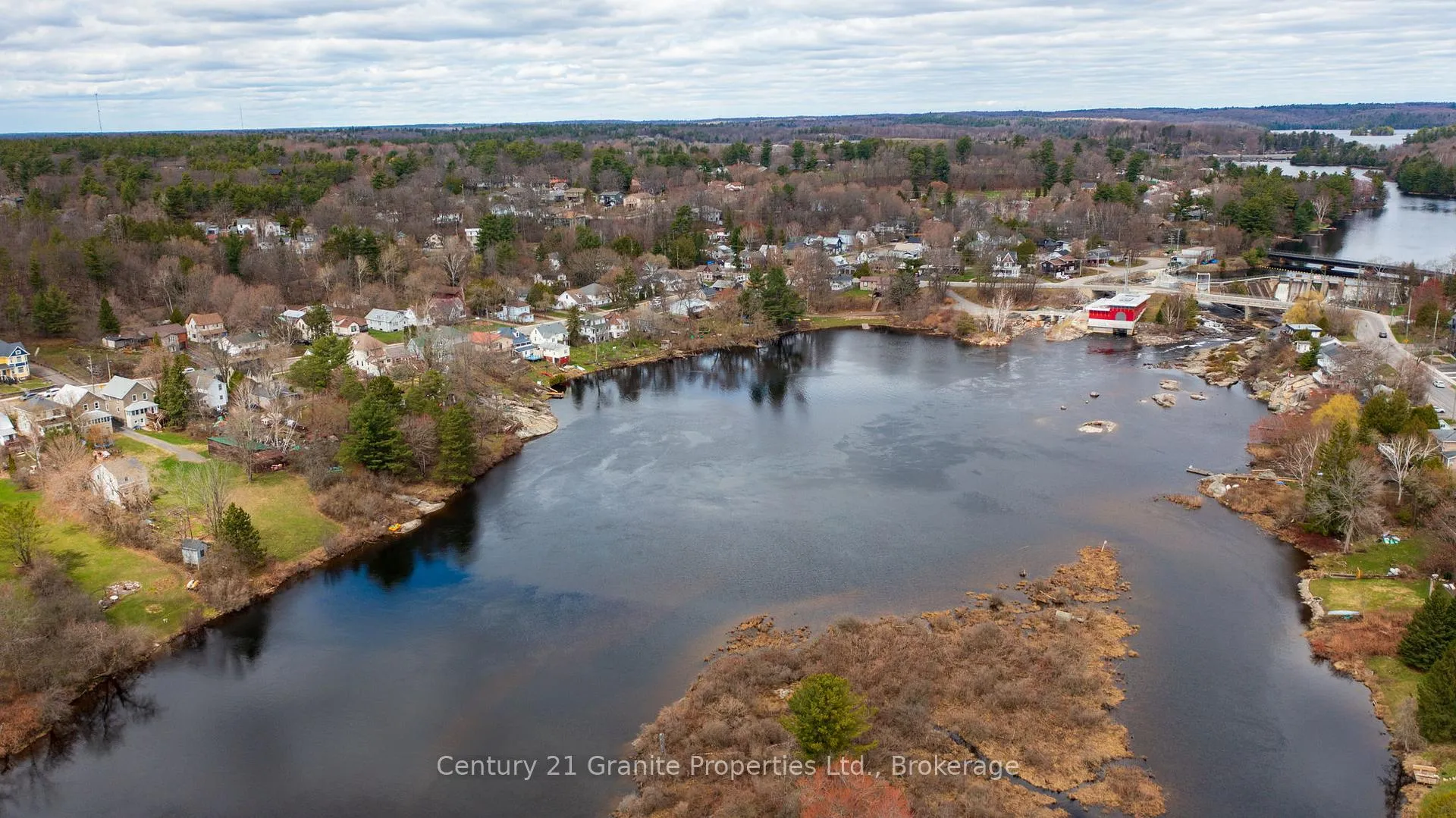 Photo 22 of 29 William Street, Parry Sound — HOMEH