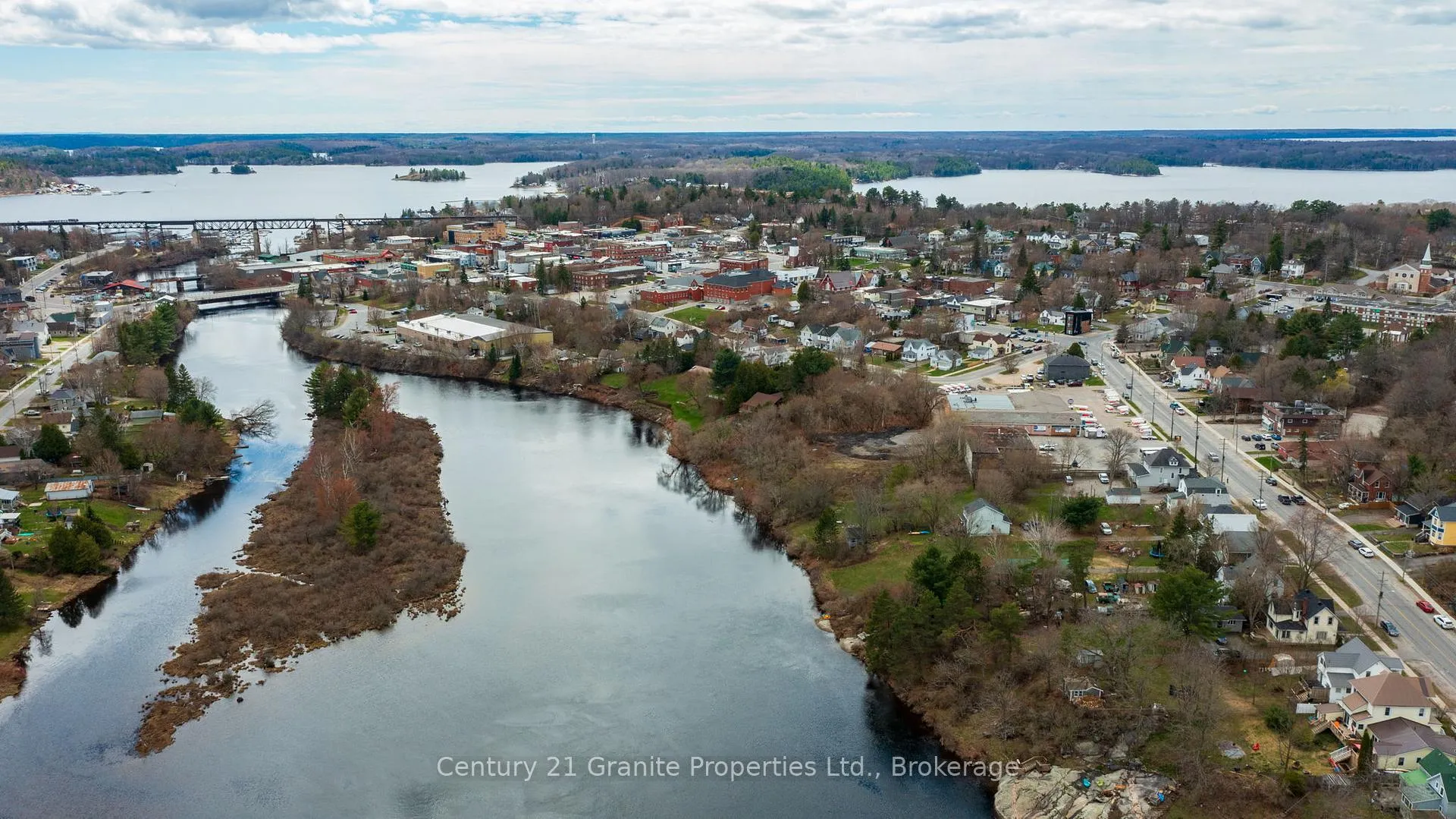 Photo 24 of 29 William Street, Parry Sound — HOMEH